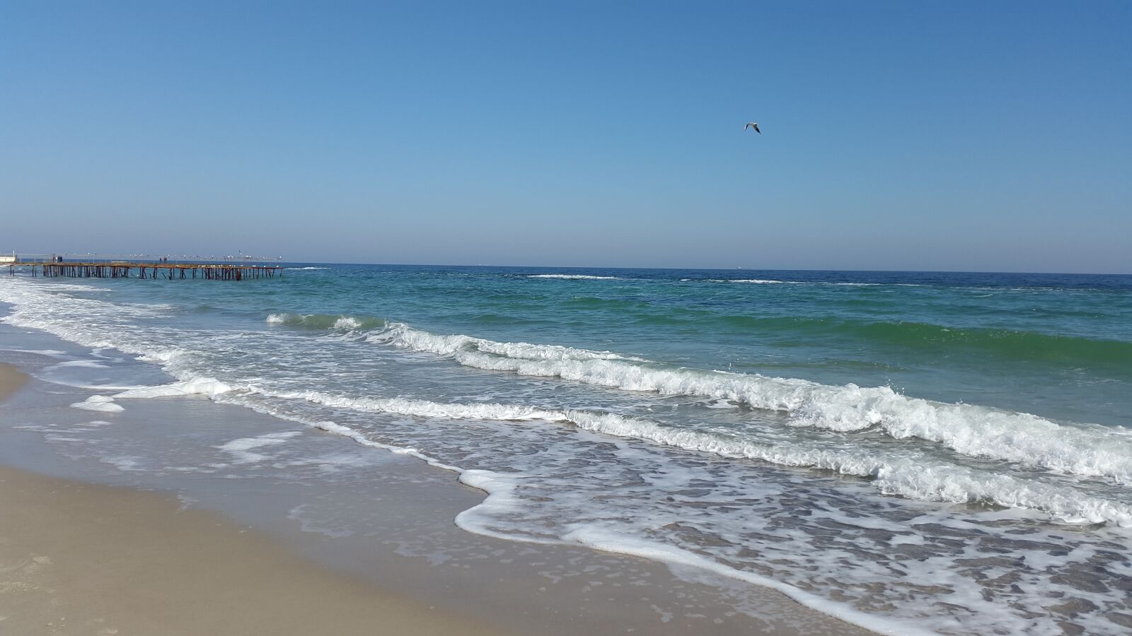 Samsung Galaxy S5 sample photo. Black sea, quay, coast photography