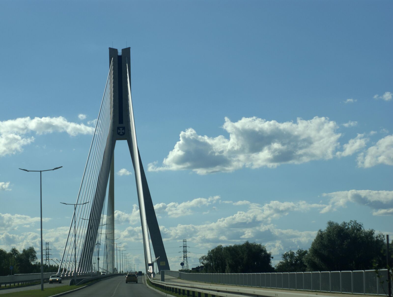 Sony Alpha DSLR-A290 sample photo. Bridge, sky, cloud photography