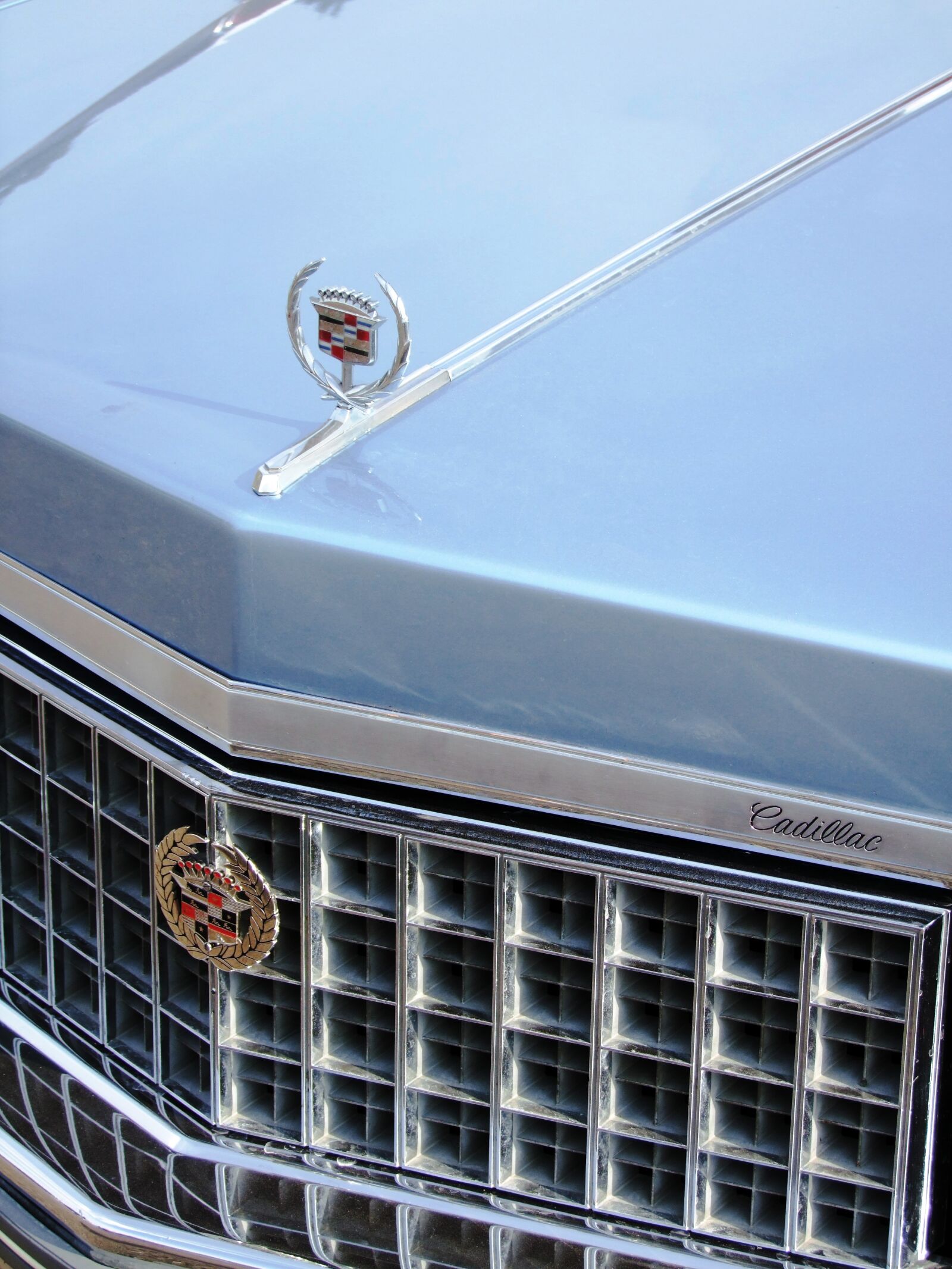 Fujifilm FinePix S100fs sample photo. Cadillac, auto, american photography