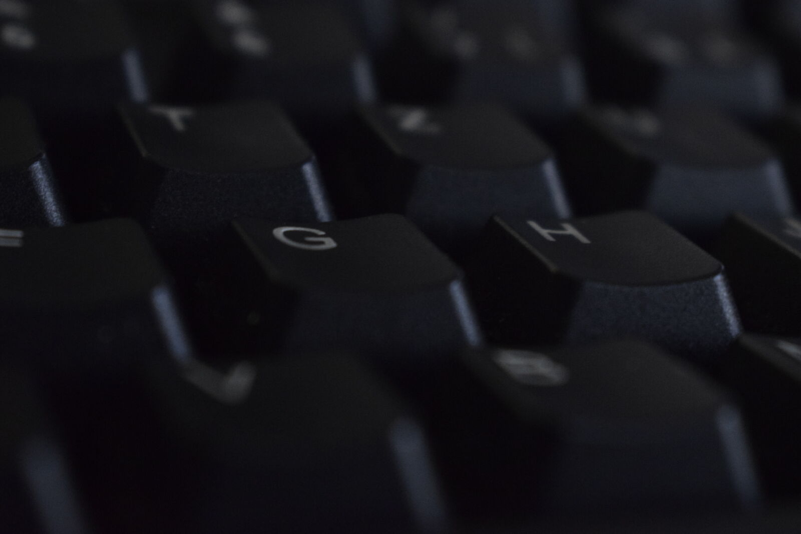 Nikon D5300 sample photo. Black, dark, keyboard, mechanic photography