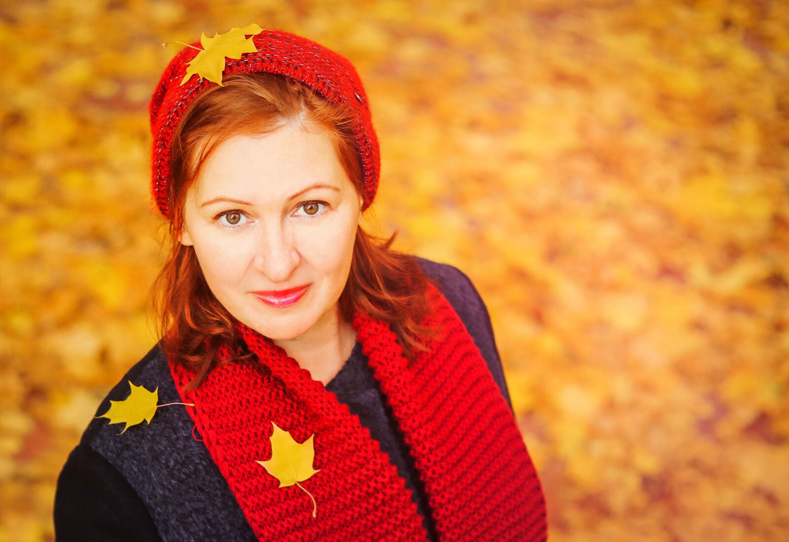Canon EF 50mm F1.8 STM sample photo. Girl, autumn, yellow photography