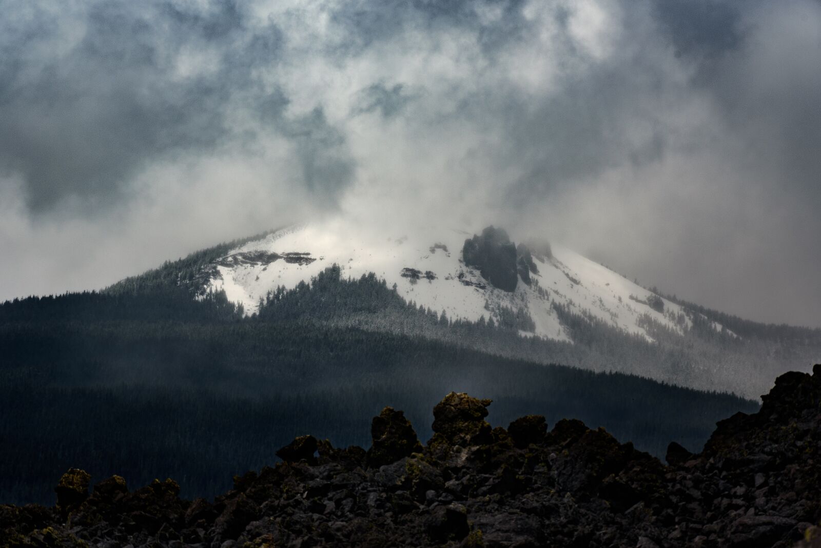 Nikon D750 sample photo. Cloud, dawn, eruption photography