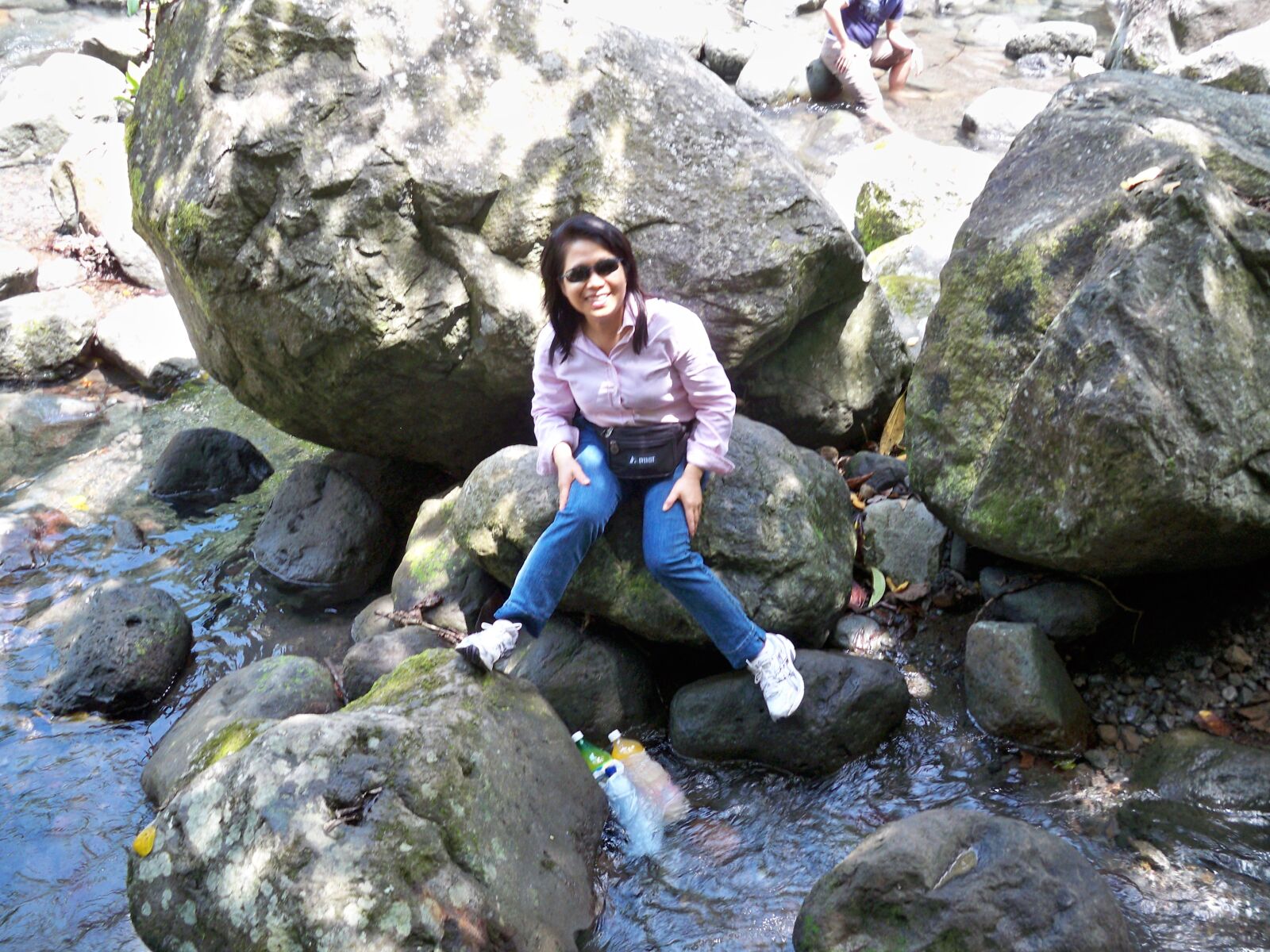 Kodak EasyShare M1033 sample photo. Rocks, water stream, sumer photography