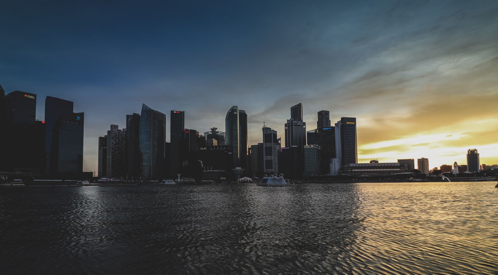 Canon EOS 800D (EOS Rebel T7i / EOS Kiss X9i) sample photo. City, singapore, skyline photography