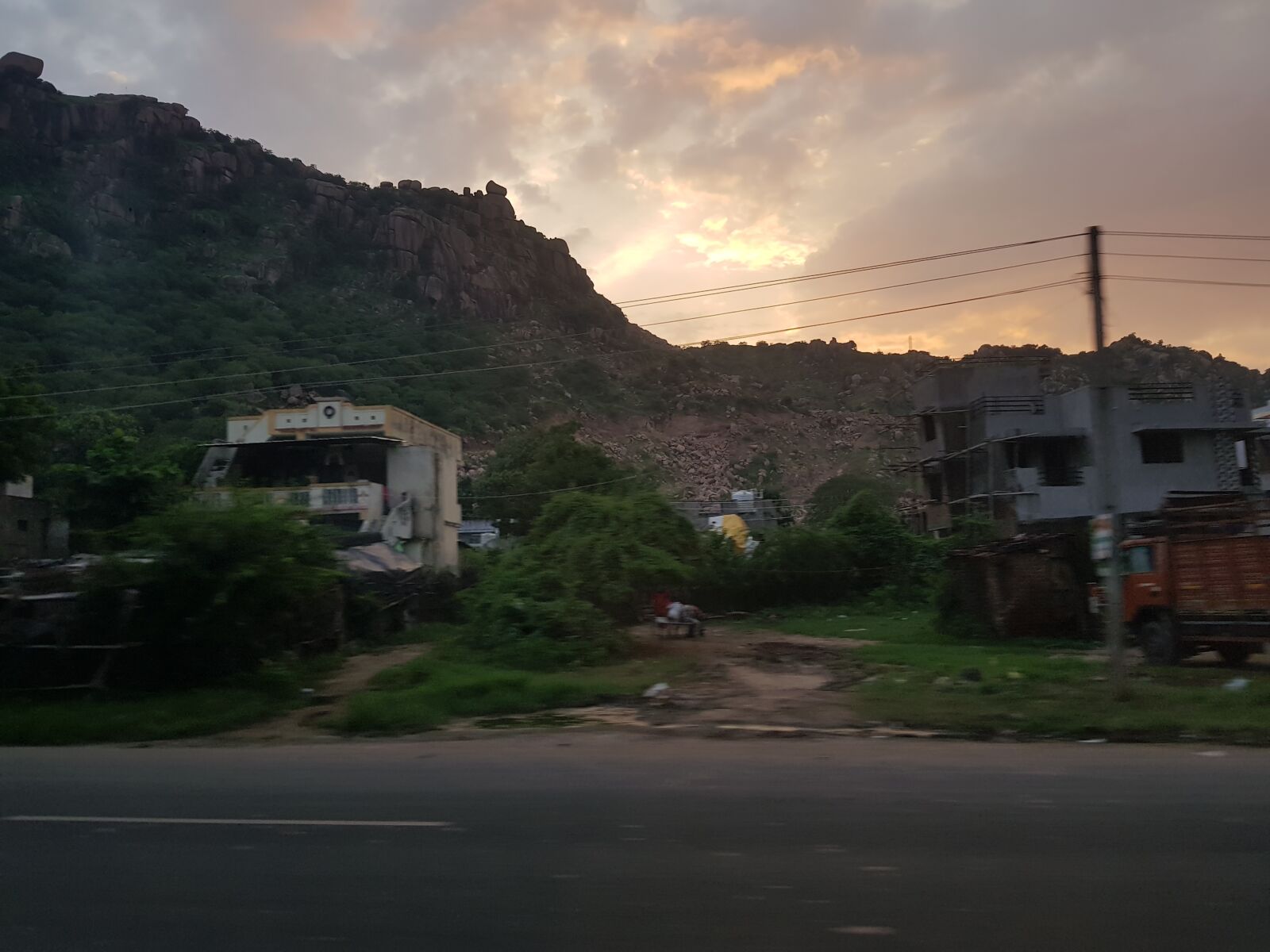Samsung Galaxy S8+ sample photo. Sunset, mountains, view photography