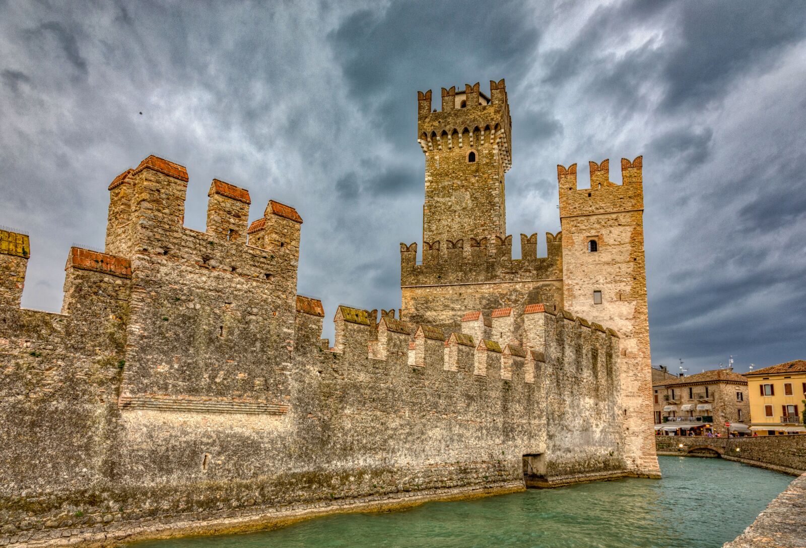 Canon EOS 5D Mark IV sample photo. Garda, sirmione, italy photography
