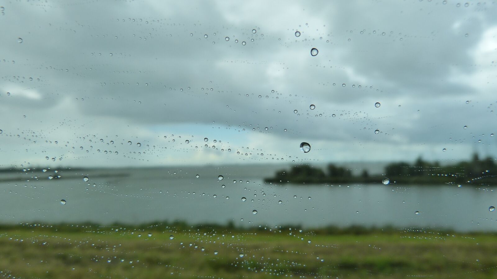 Panasonic Lumix DMC-FZ150 sample photo. Sea, clouds, water photography