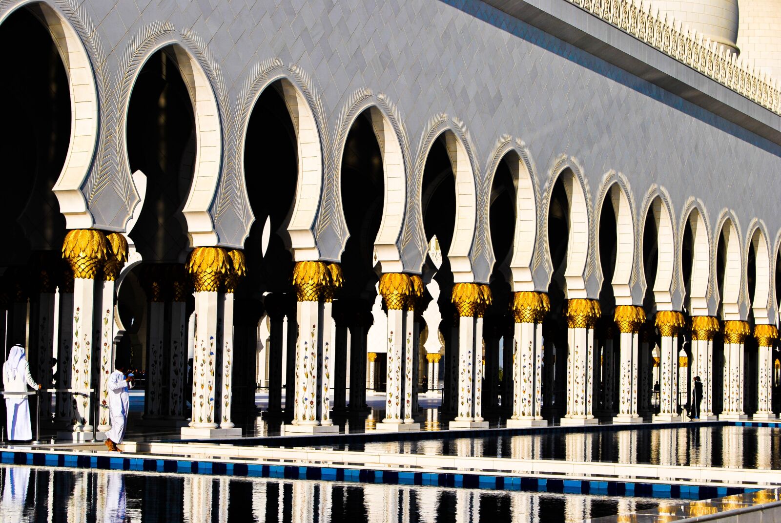 Nikon D3000 sample photo. Koran, muslim, islam photography
