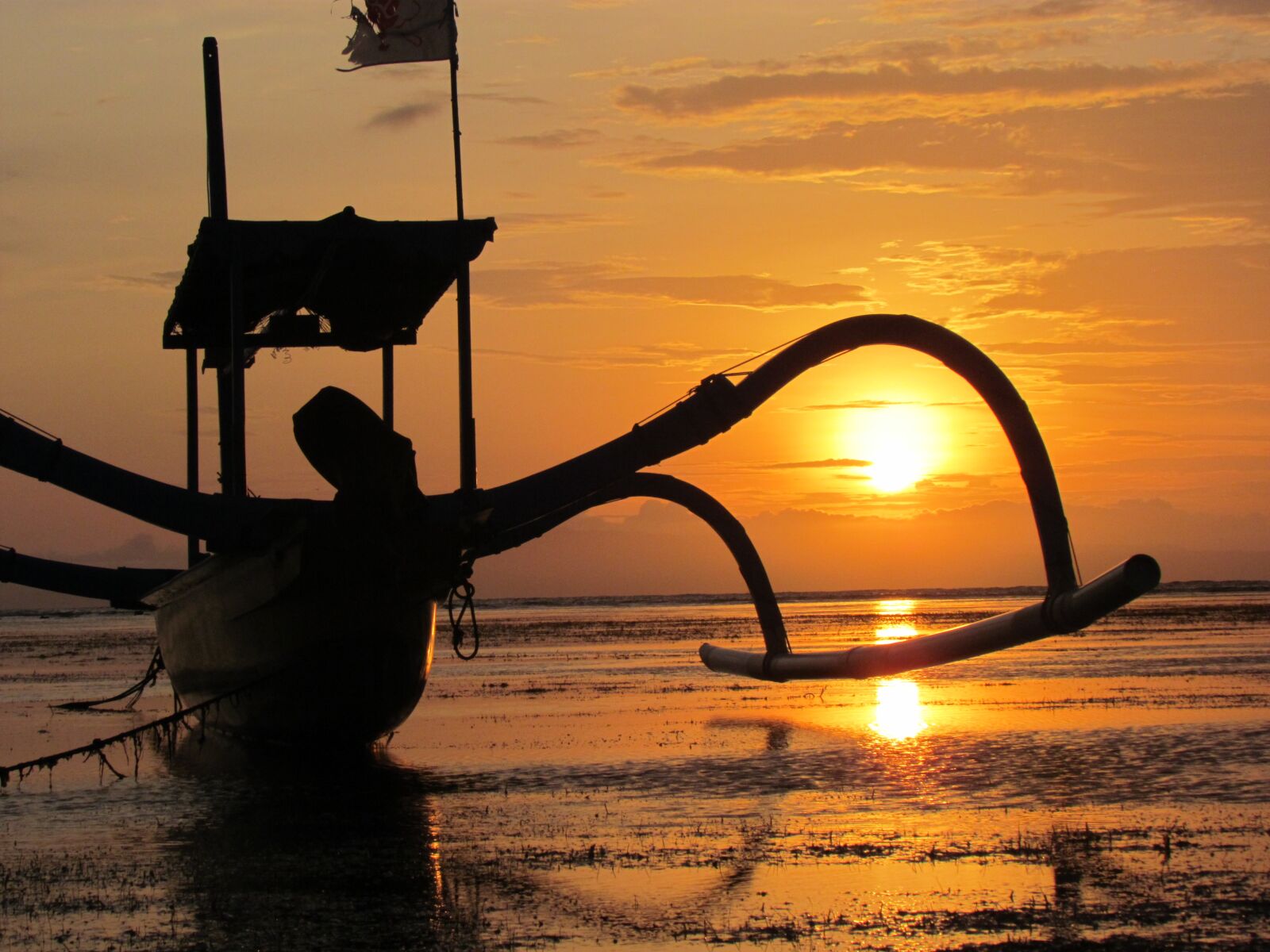 Canon PowerShot SX30 IS sample photo. Sanur, bali, sunrise photography