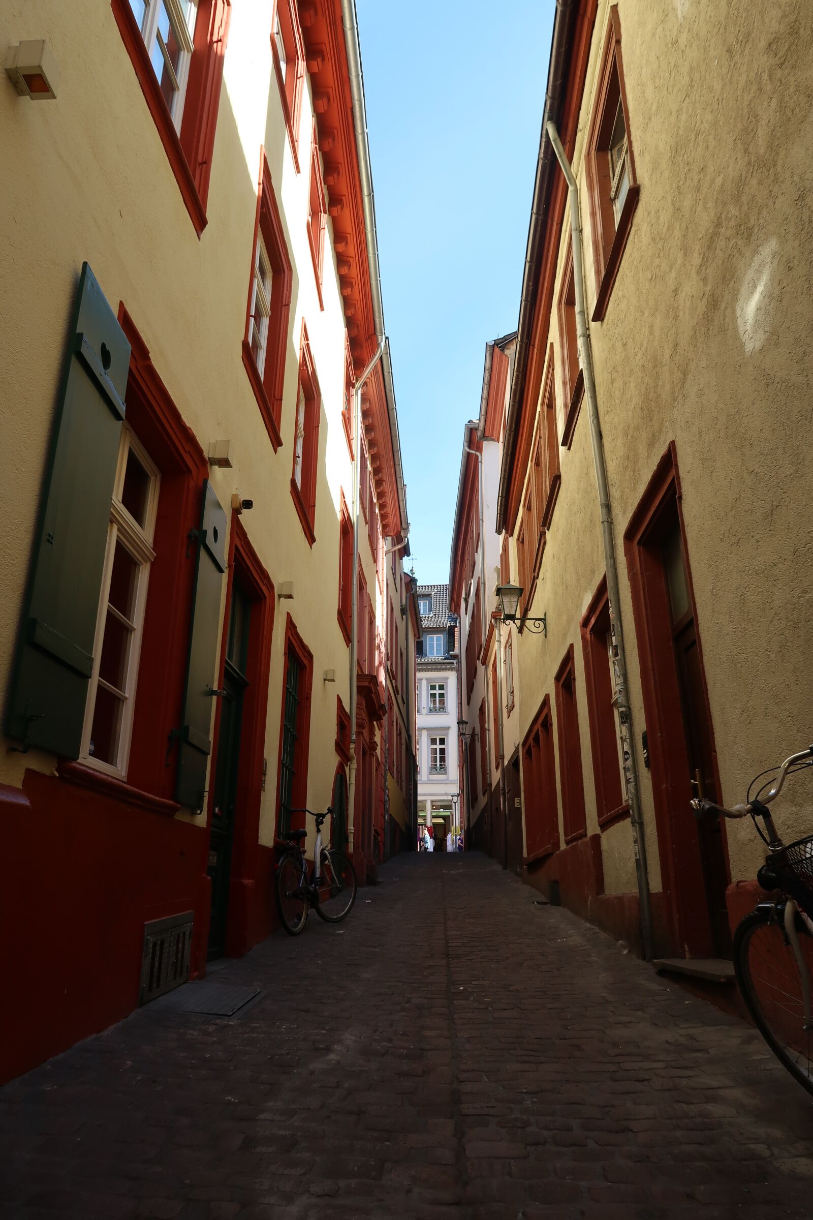 Canon PowerShot G7 X Mark II sample photo. Alley, historic center, narrow photography