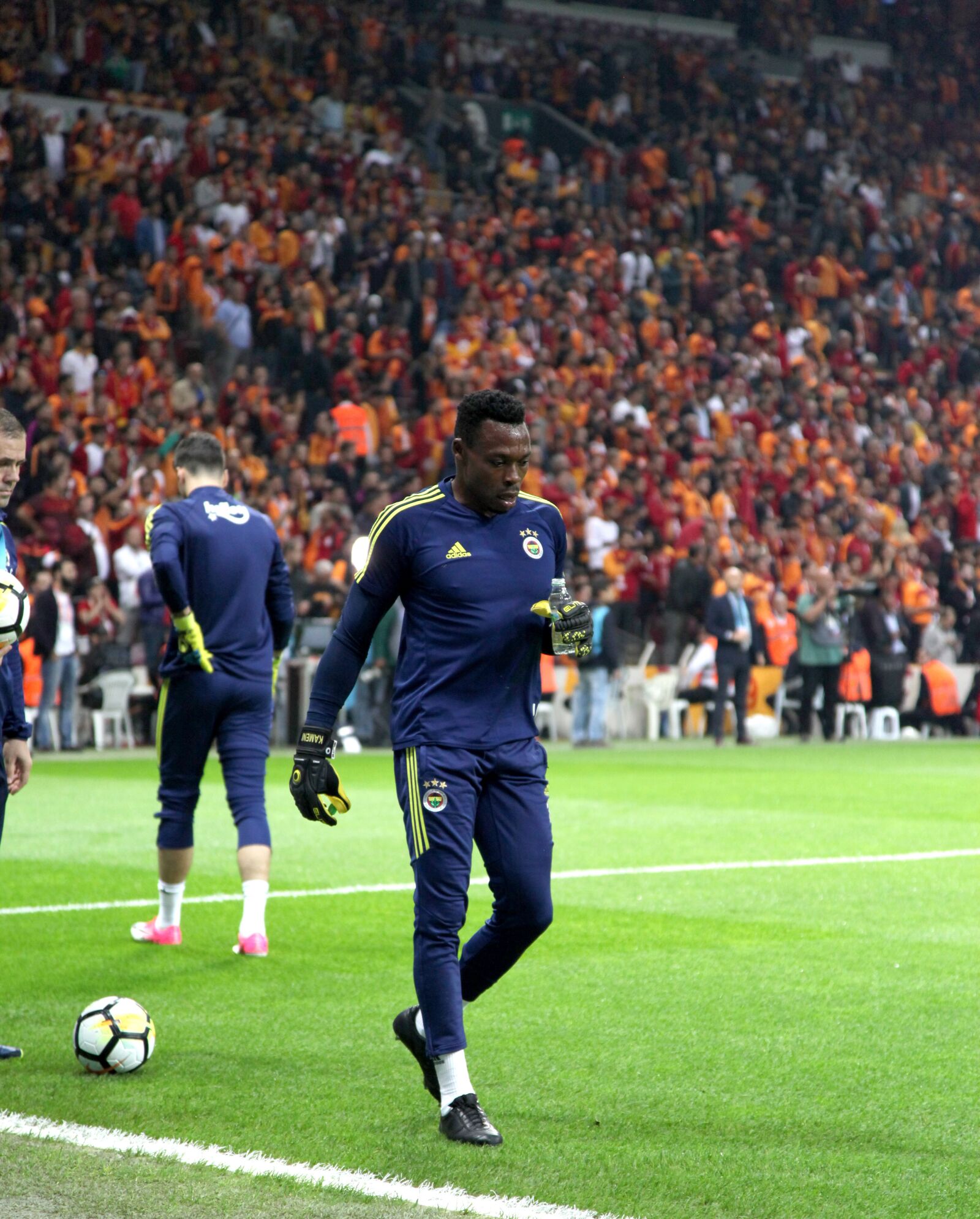Canon EOS 5D Mark II sample photo. Carlos kameni, galatasaray, fenerbahce photography
