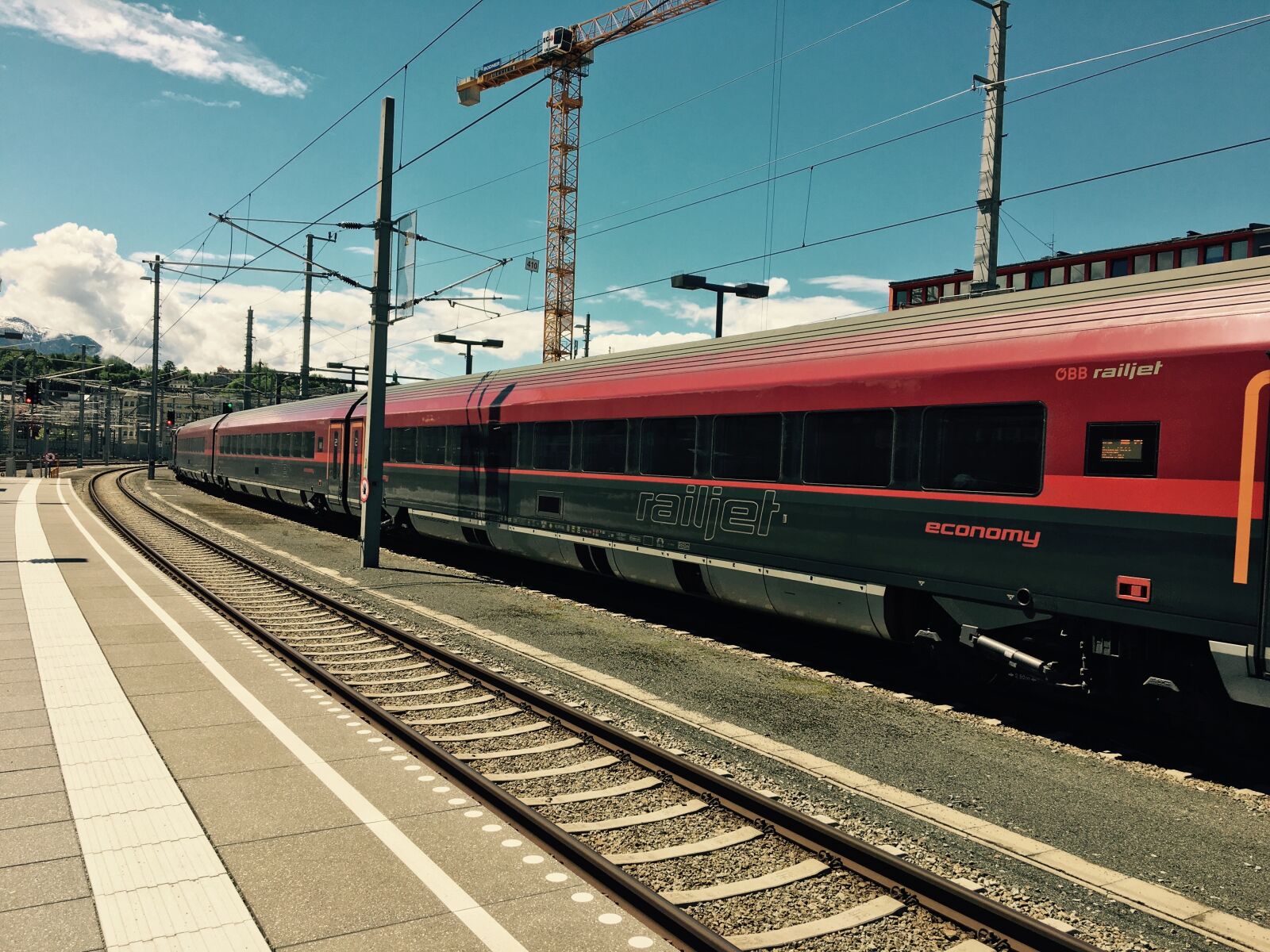 Apple iPhone 6s sample photo. Trains, railjet, austria photography