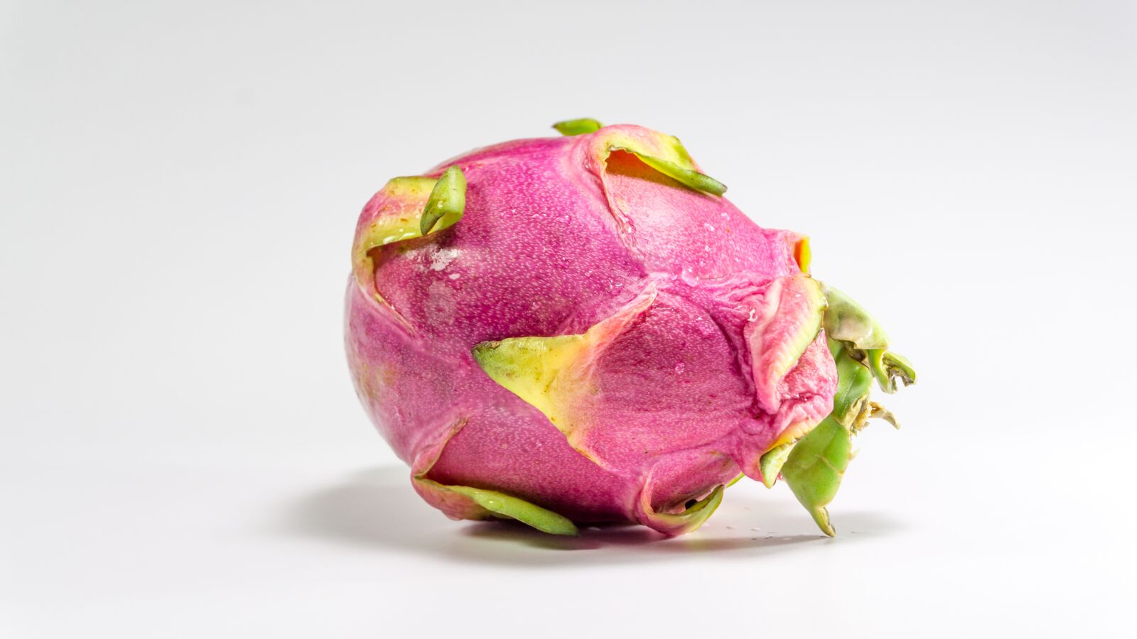 Sony a5100 sample photo. Fruit, dragon, isolated photography