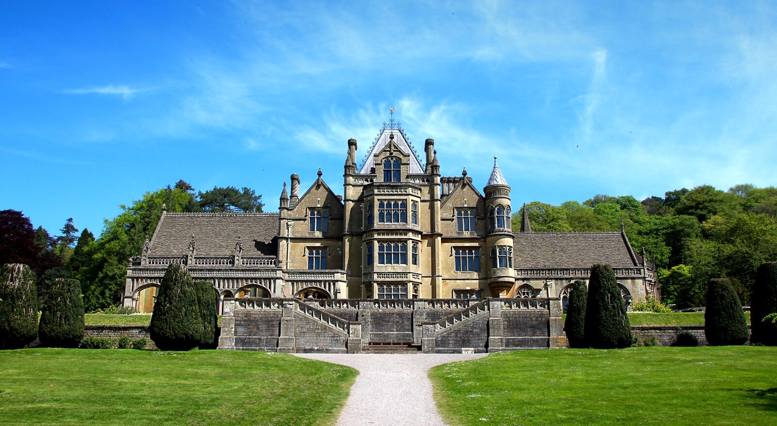 Canon EOS 1300D (EOS Rebel T6 / EOS Kiss X80) sample photo. Manor house, england, property photography