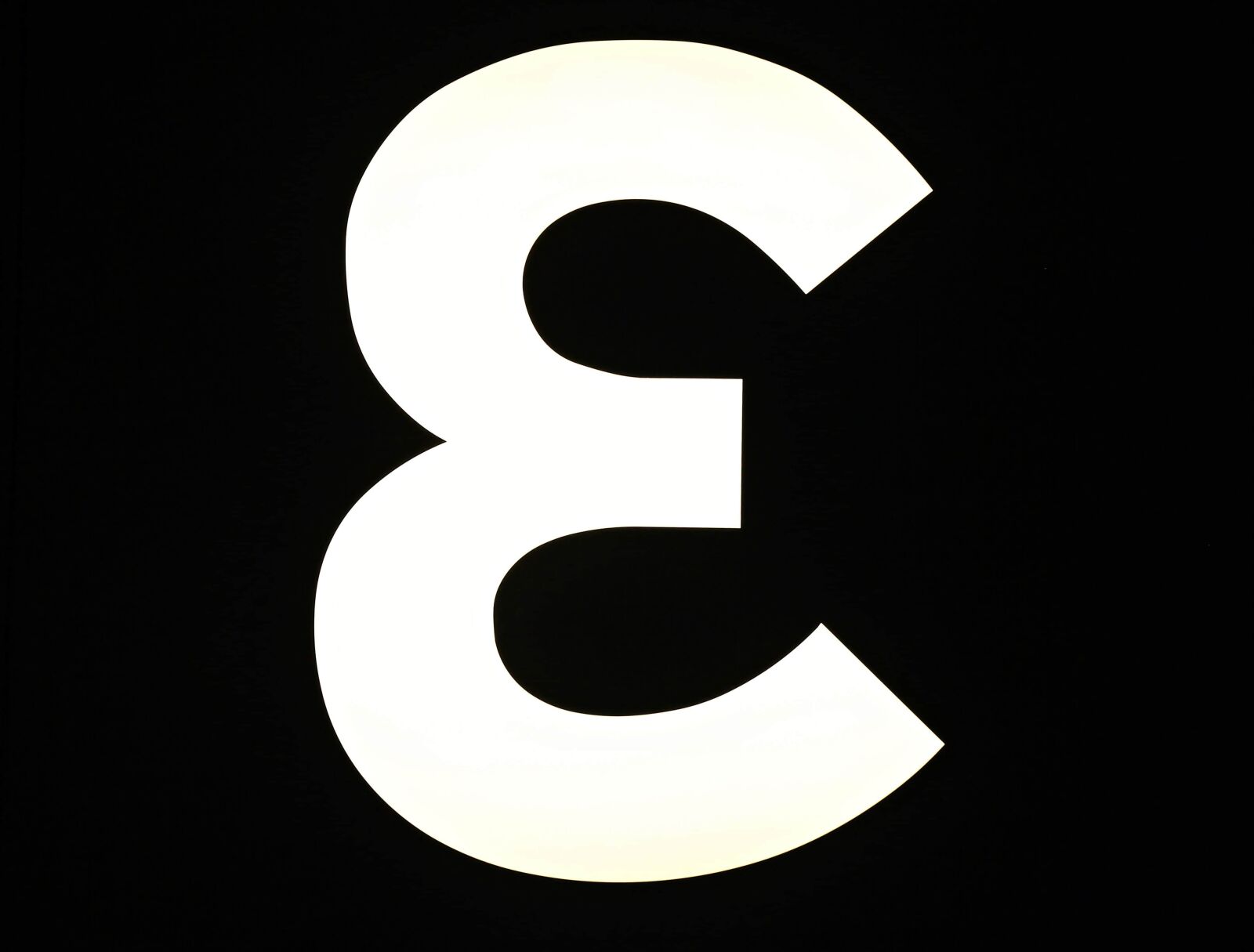 Canon EOS 550D (EOS Rebel T2i / EOS Kiss X4) sample photo. Number, typography, monochrome, alphabet photography
