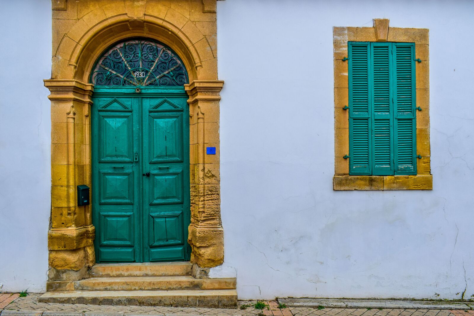 Nikon D3300 sample photo. House, old, architecture photography