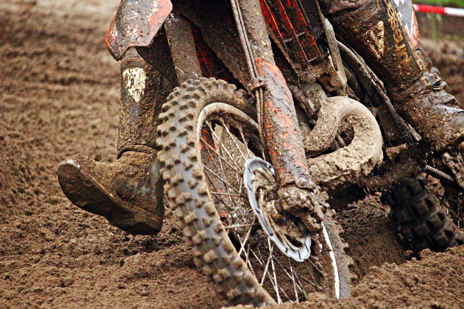 Canon EOS 100D (EOS Rebel SL1 / EOS Kiss X7) sample photo. Motorcycle, motocross, cross machine photography