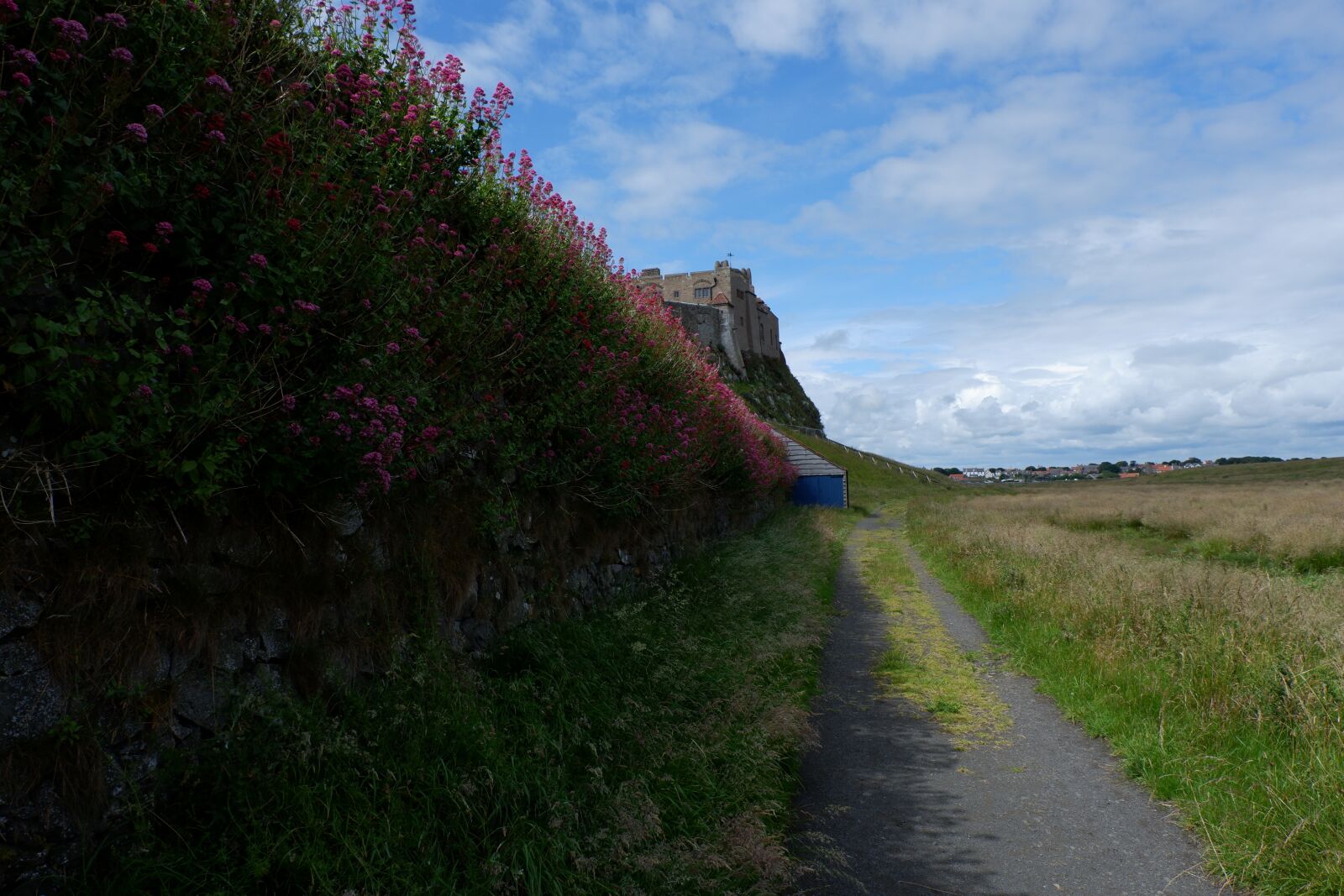 Fujifilm X-A3 sample photo. Lindisfarne, lindisfarne castle, northumberland photography
