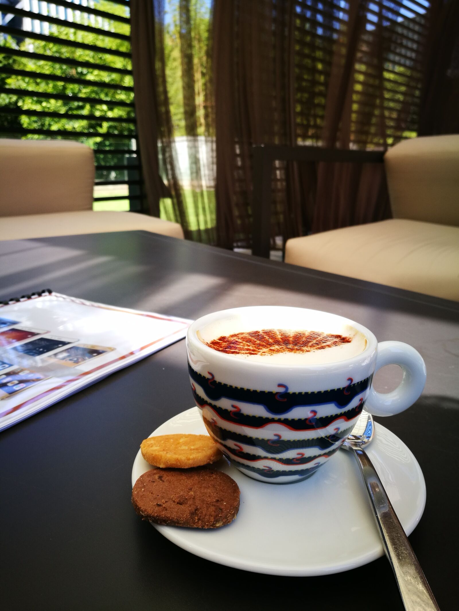 HUAWEI P9 sample photo. Coffee, biscuit, cookie photography