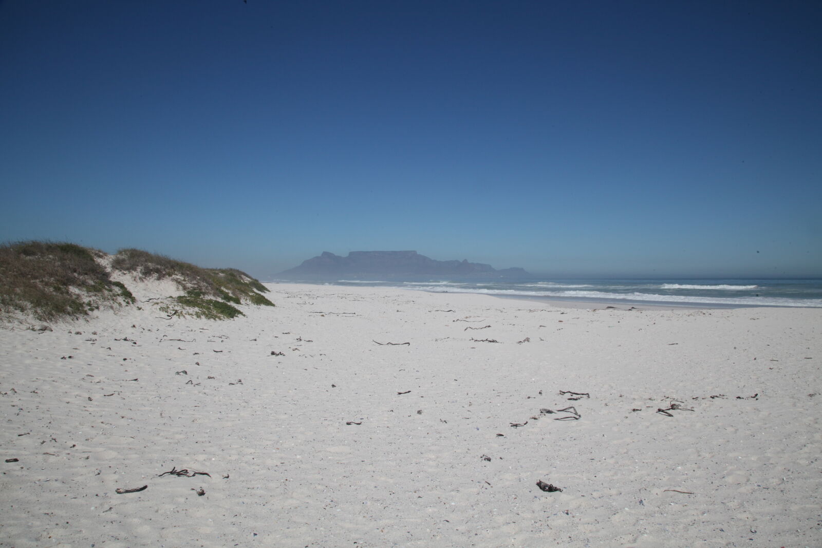 Canon EOS 5D Mark II sample photo. Beach, mountain, cape, town photography