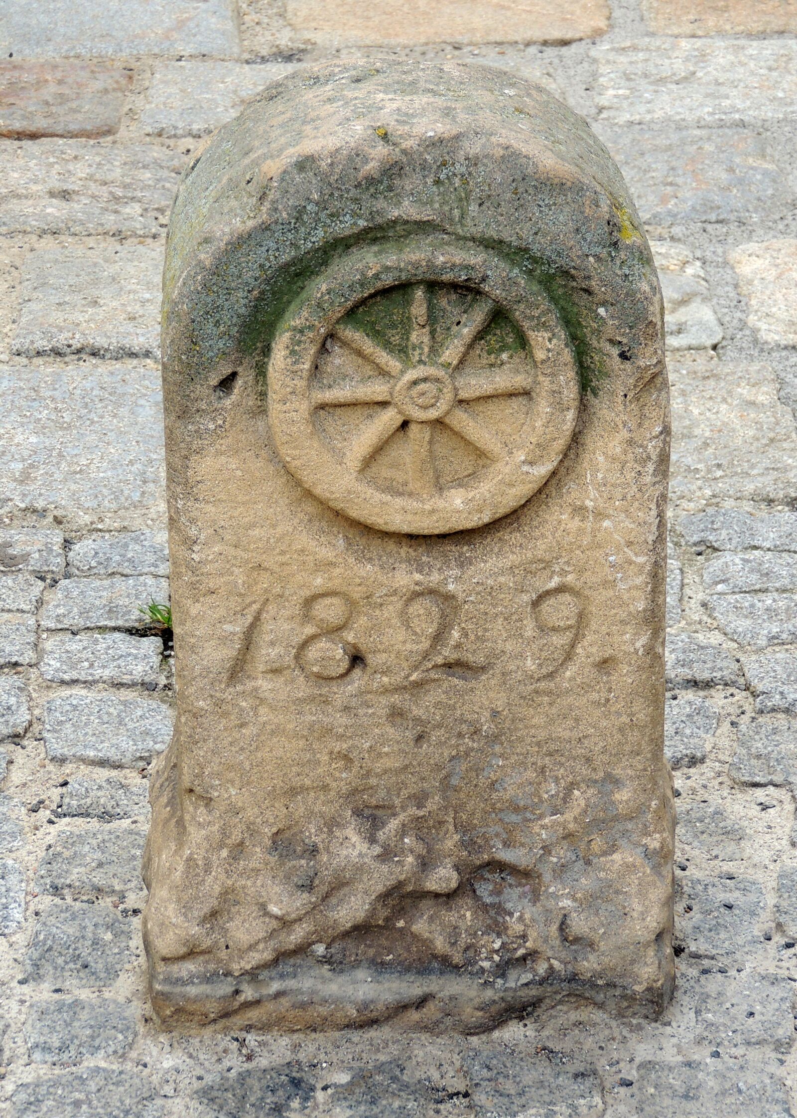Nikon Coolpix P510 sample photo. Old boundary stone, historic photography