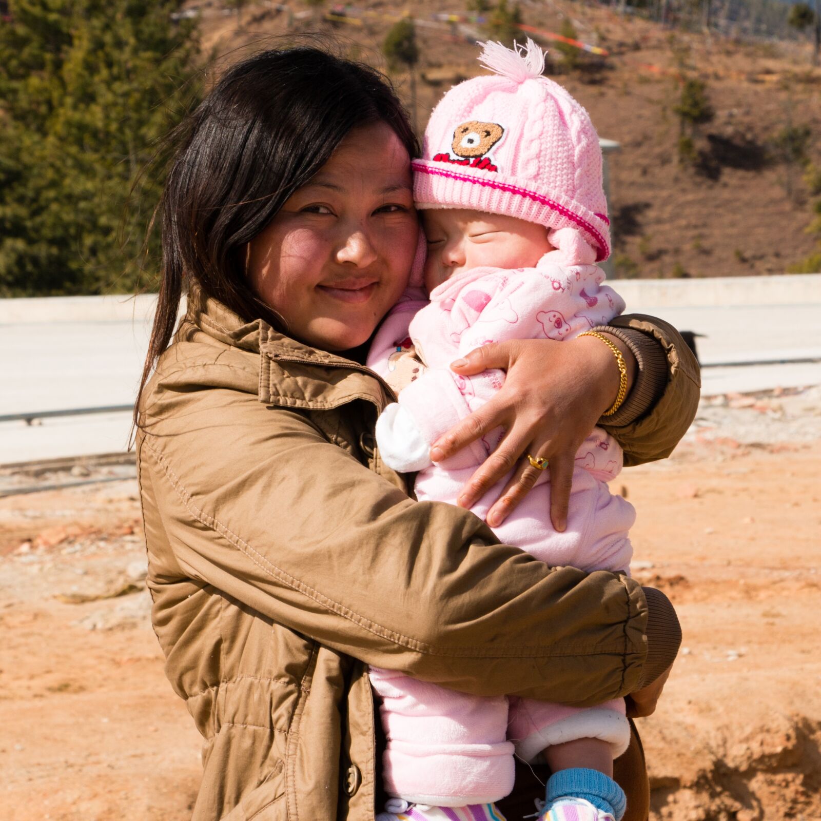 Canon EOS 70D sample photo. Bhutanese, mother, baby photography
