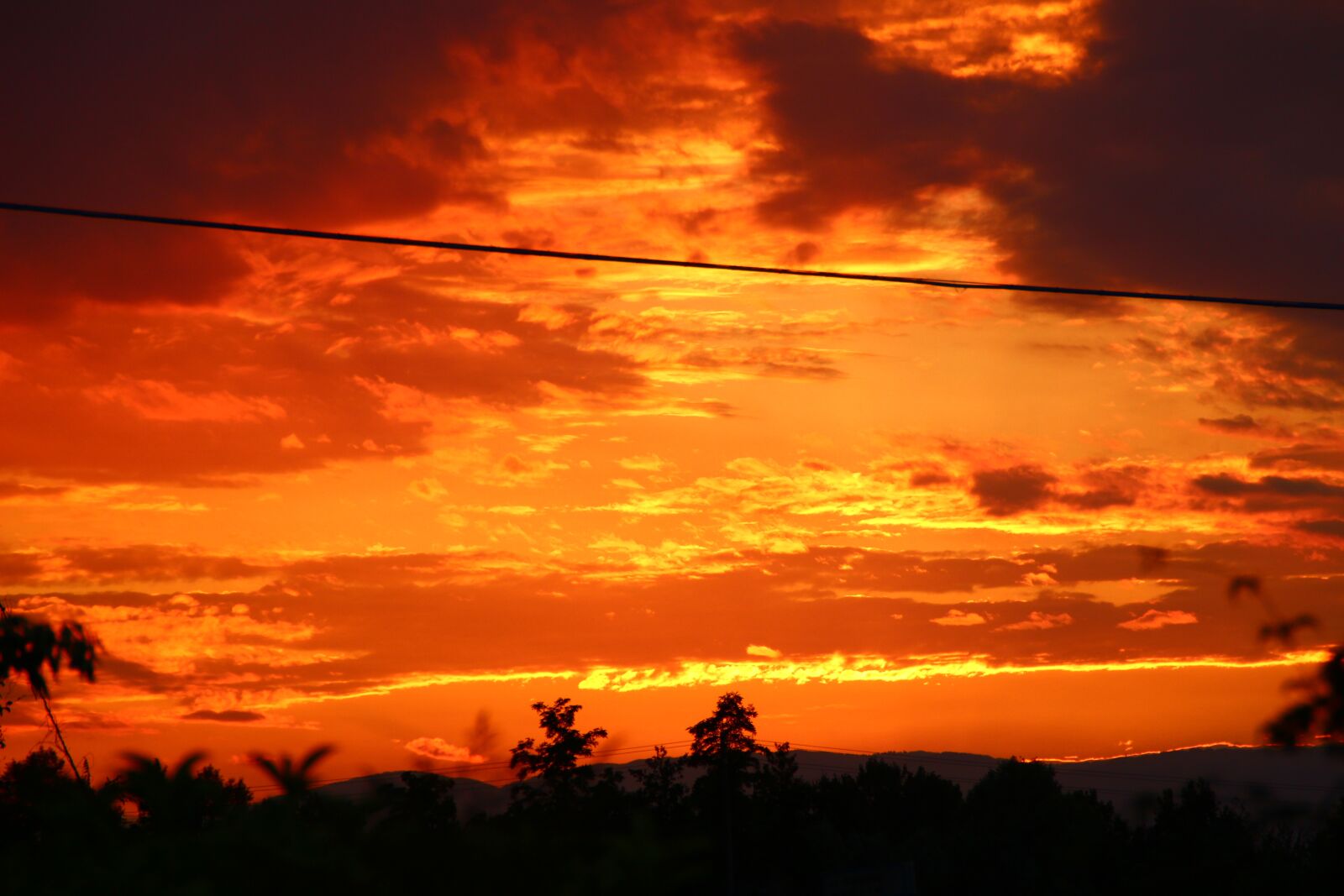 Canon EOS 600D (Rebel EOS T3i / EOS Kiss X5) sample photo. Sun, sunset, landscape photography