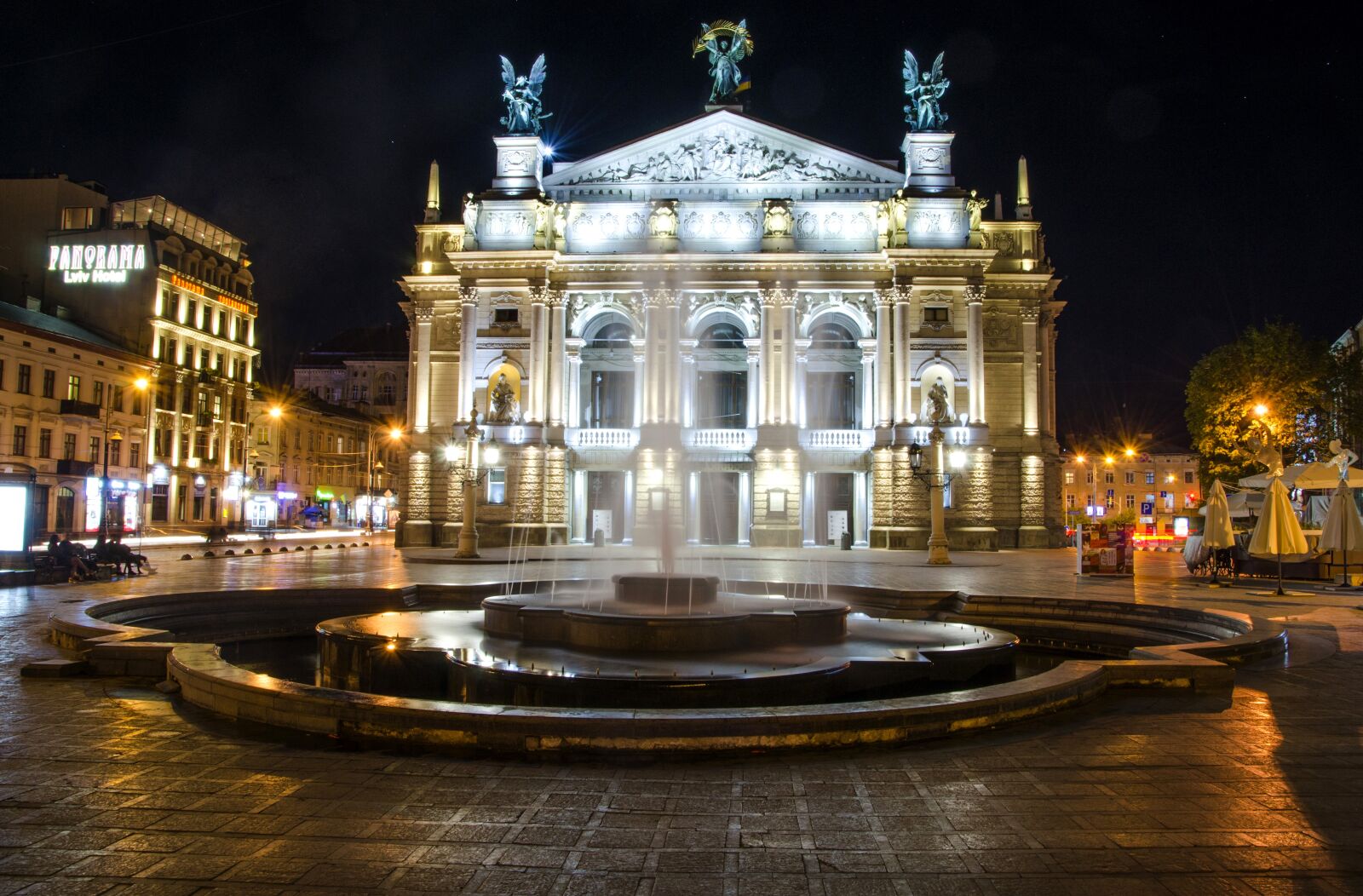 Nikon D5100 sample photo. Architecture, city, fountain photography