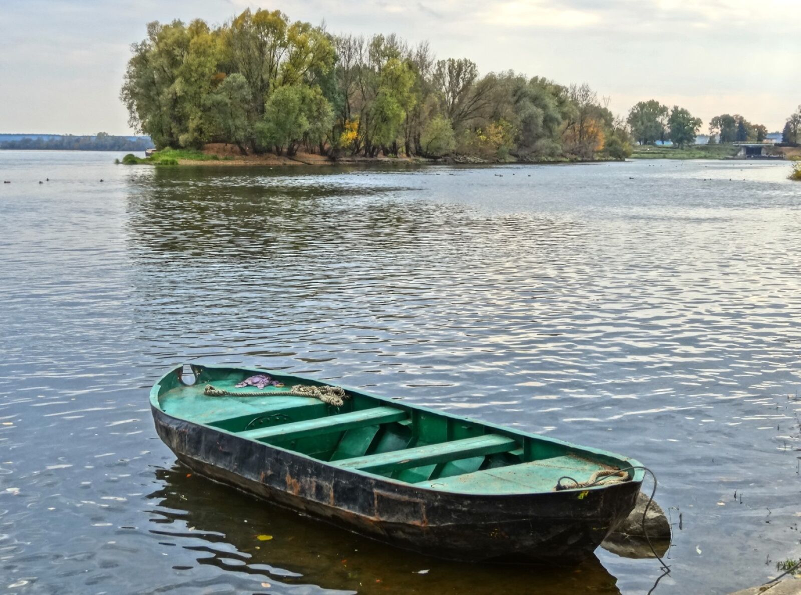 Sony Cyber-shot DSC-HX20V sample photo. Vistula, bydgoszcz, boat photography