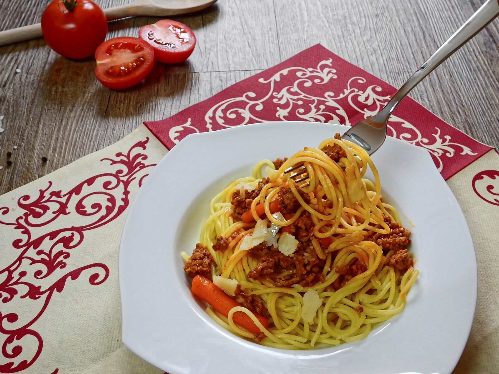 Nikon Coolpix P900 sample photo. Pasta, noodles, spagetti photography