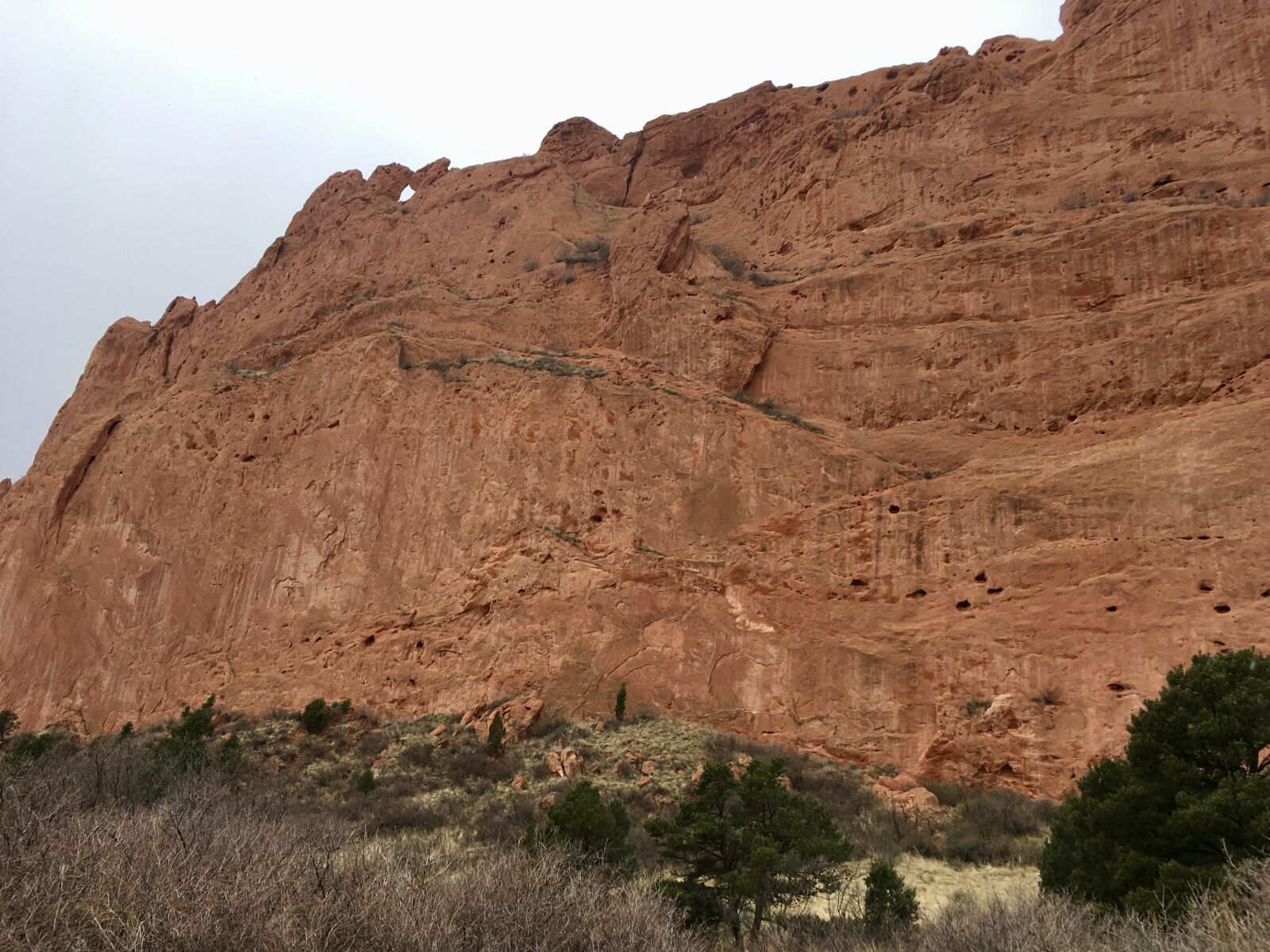 iPhone SE back camera 4.15mm f/2.2 sample photo. Garden of the gods photography