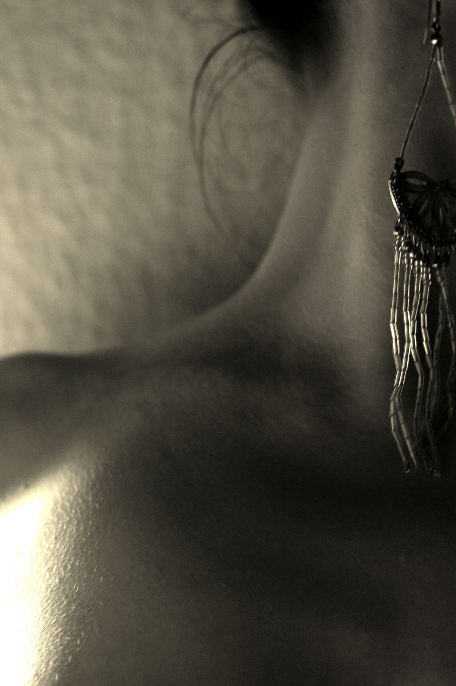Nikon D90 sample photo. Woman, neck, sensual photography