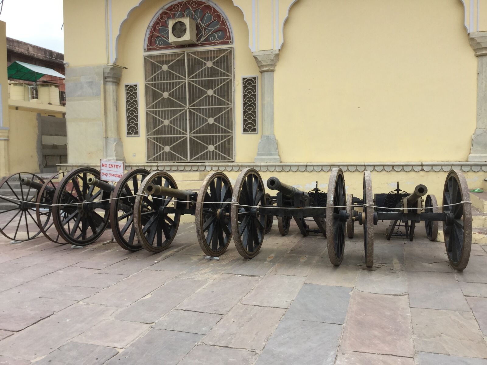 Apple iPad Air 2 sample photo. War, cannon, old photography