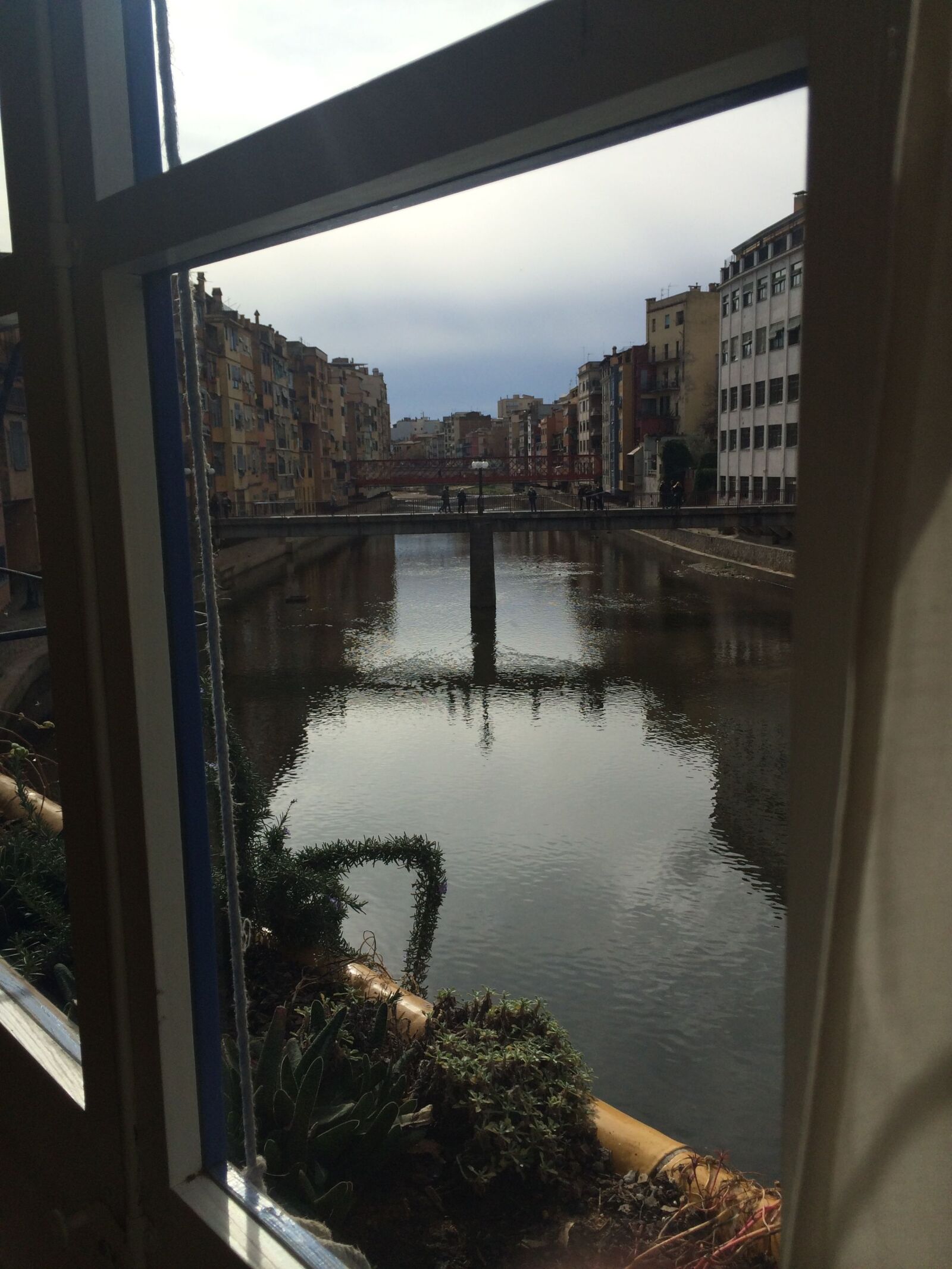 iPhone 5s back camera 4.12mm f/2.2 sample photo. River, window, outlook photography