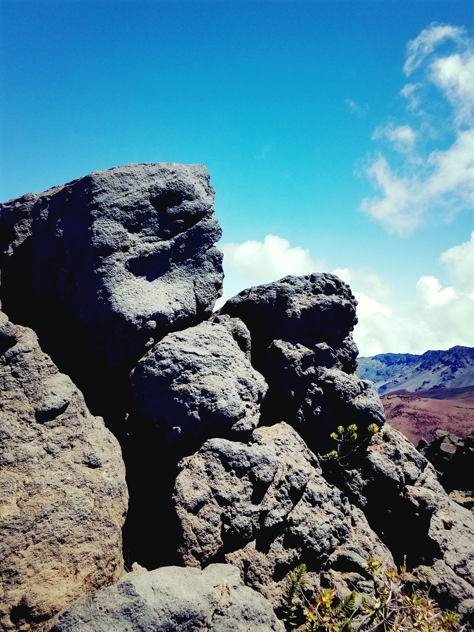 Samsung Galaxy S7 Edge sample photo. Rocks, volcanic photography