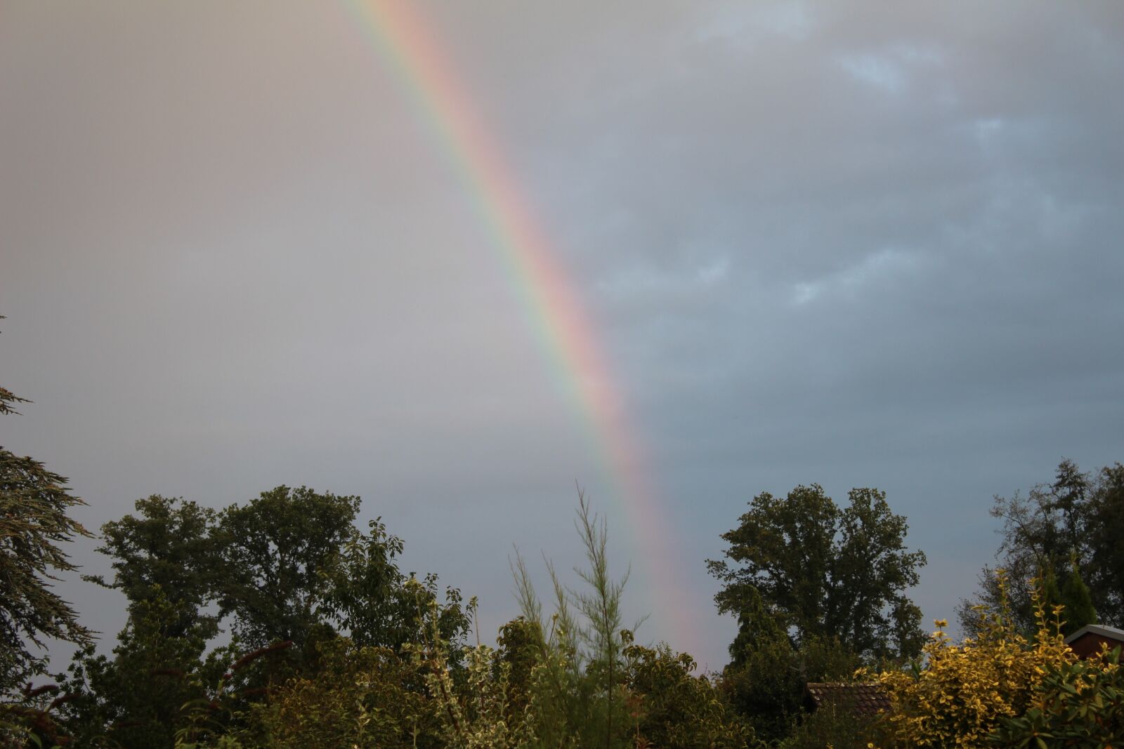 Canon EOS 600D (Rebel EOS T3i / EOS Kiss X5) sample photo. Rainbow, landscape clouds, cloudiness photography