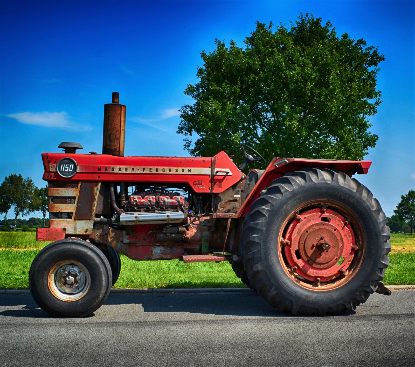 Nikon D5200 sample photo. Oldtimer, tractors, tractor photography