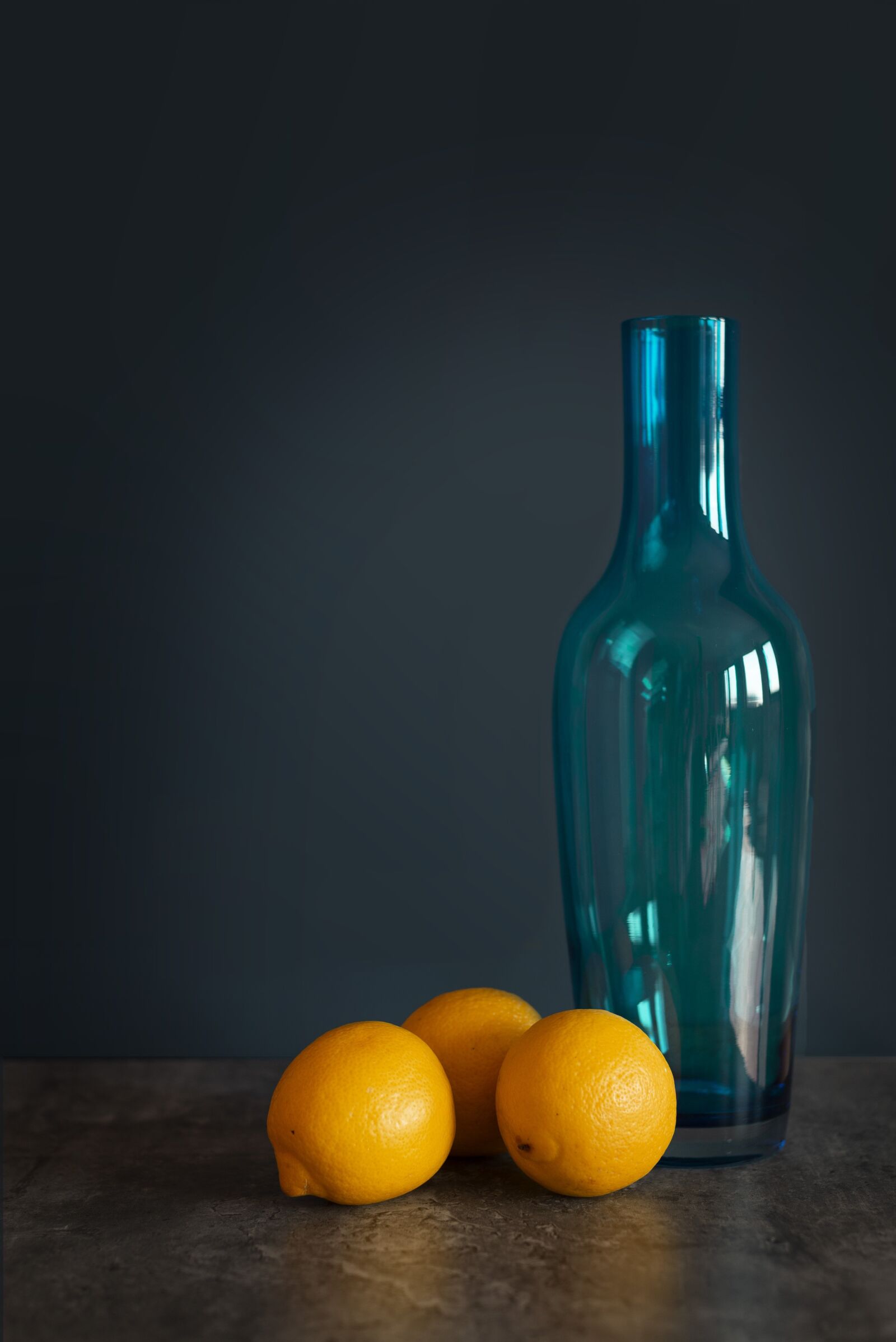Nikon D610 sample photo. Blue, lemon, glass photography