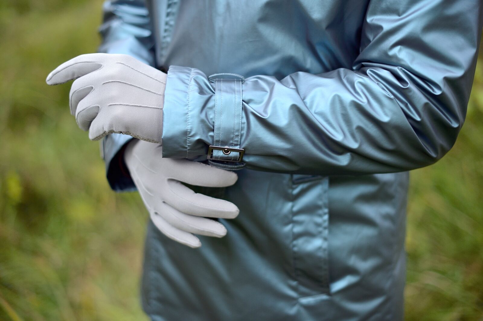 Nikon Df sample photo. Gloves, fashion, leather gloves photography