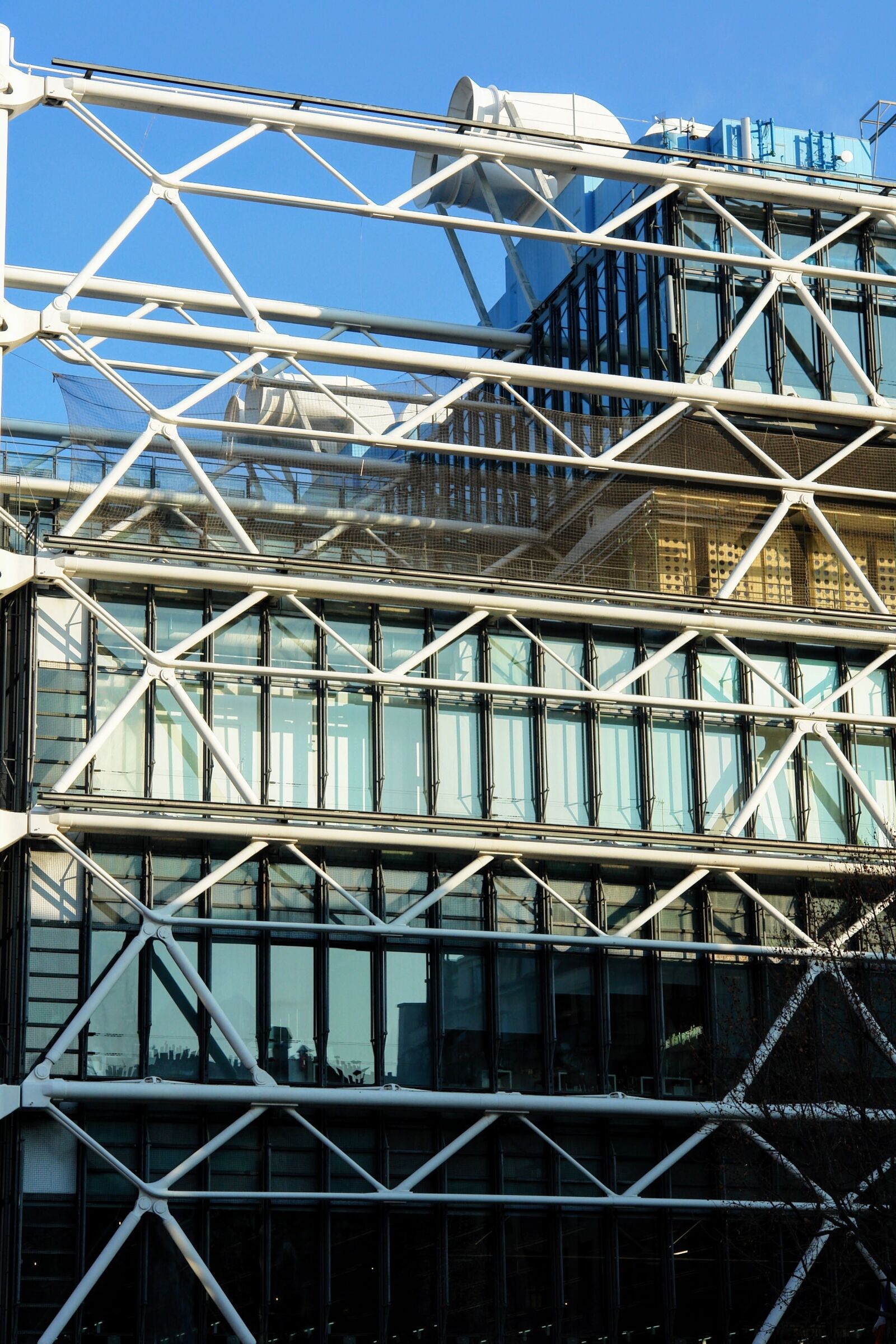 Sony DSC-R1 sample photo. Center pompidou, paris, france photography