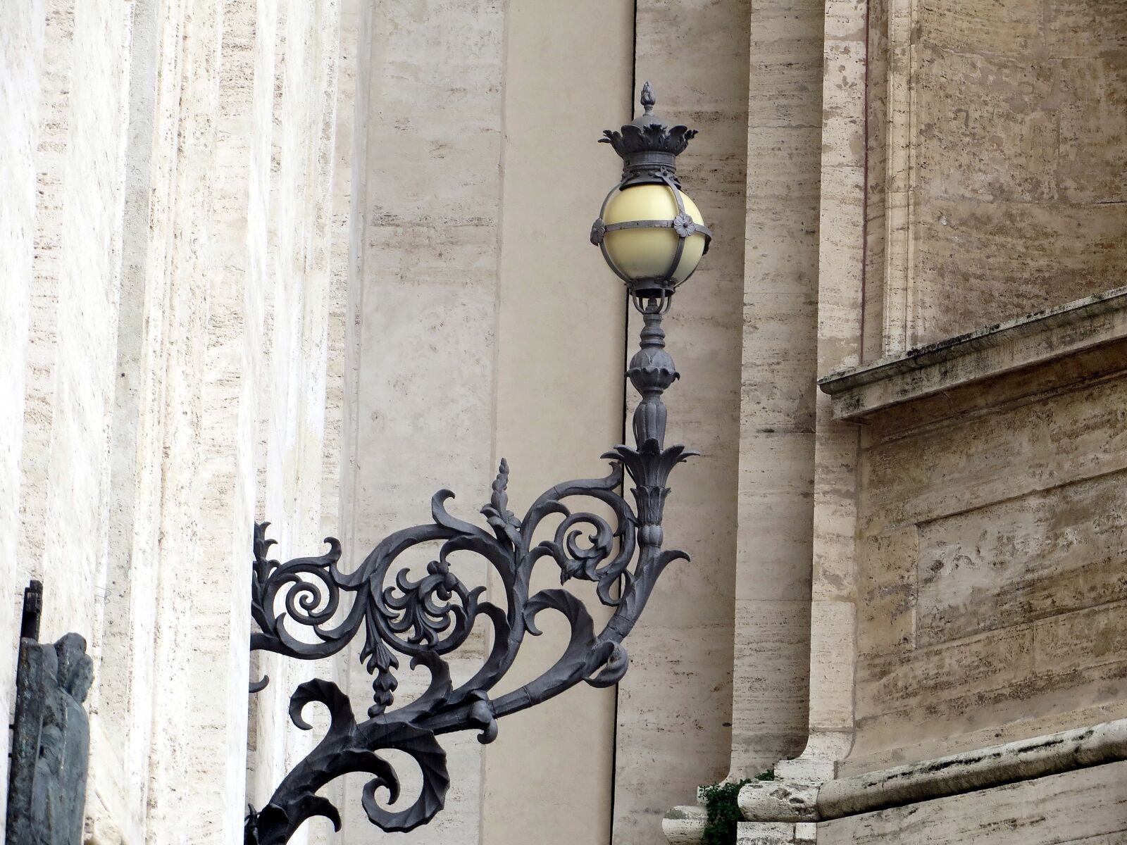 Canon PowerShot SX280 HS sample photo. Lamp, vatican, st peter's photography