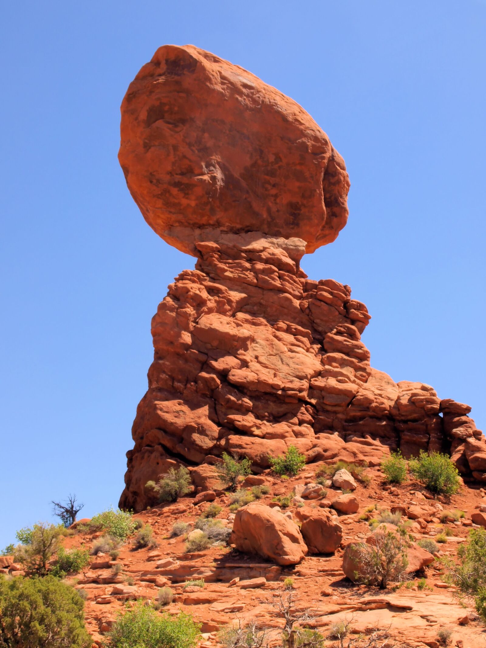 Olympus E-510 (EVOLT E-510) sample photo. Rock, column, utah photography