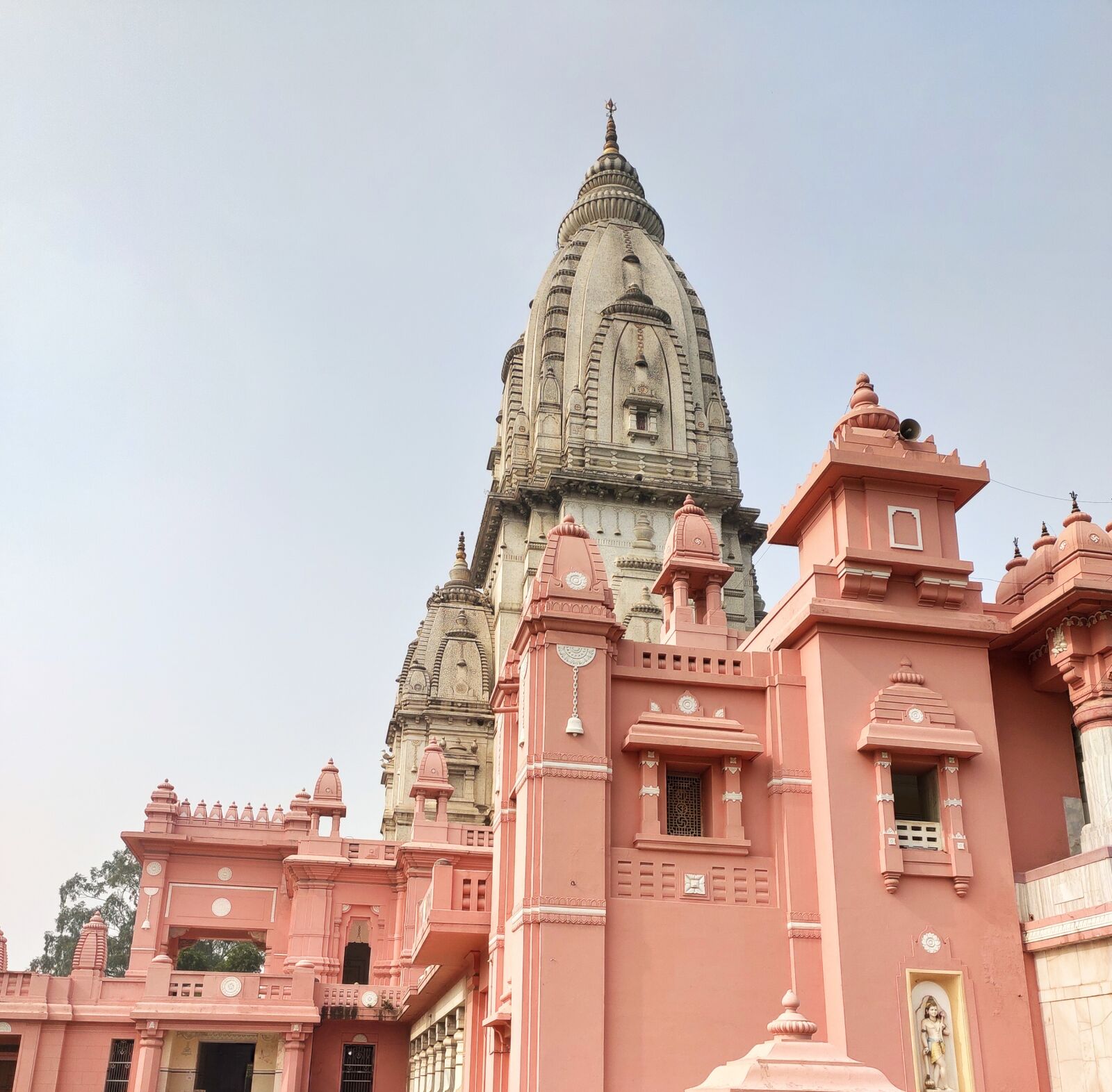 Xiaomi Redmi Note 7 Pro sample photo. Temple, sky, building photography