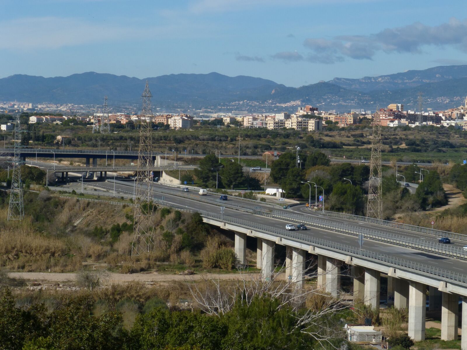 Panasonic DMC-FZ62 sample photo. Highway, crossing, knot communications photography