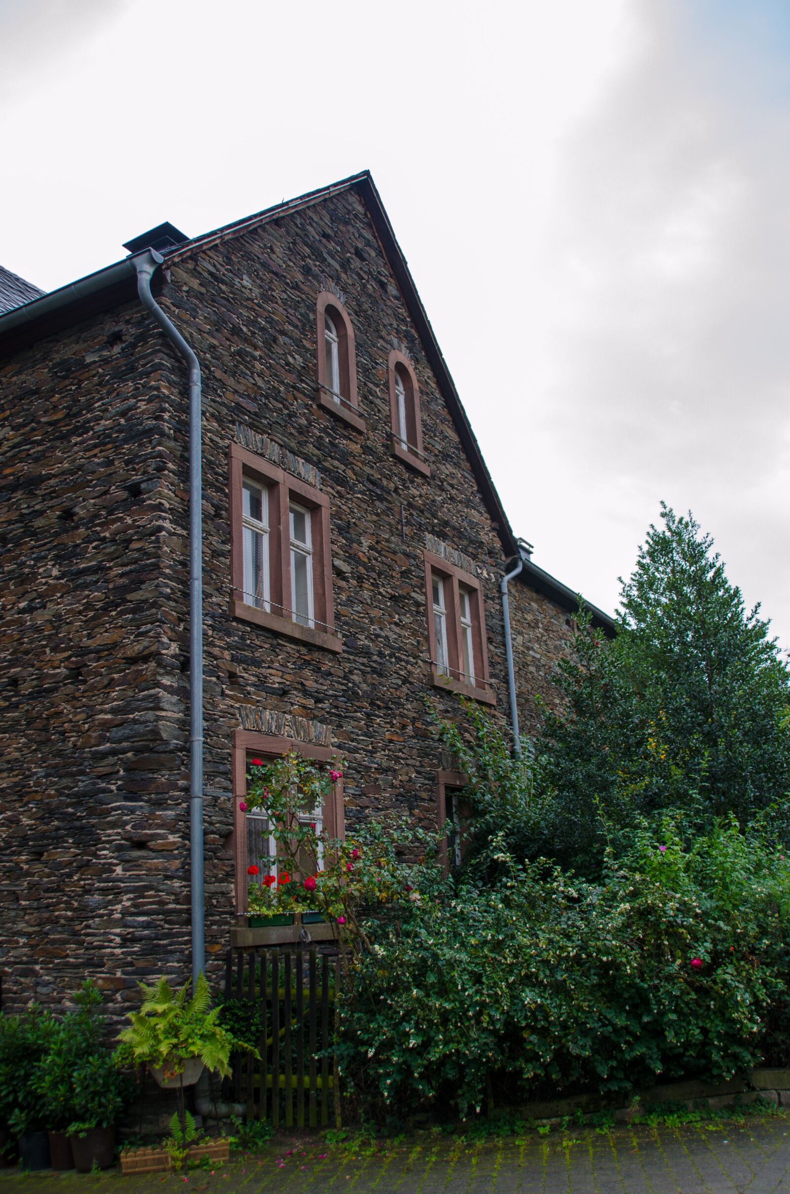 Nikon D5100 sample photo. Historic center, mosel, stone photography