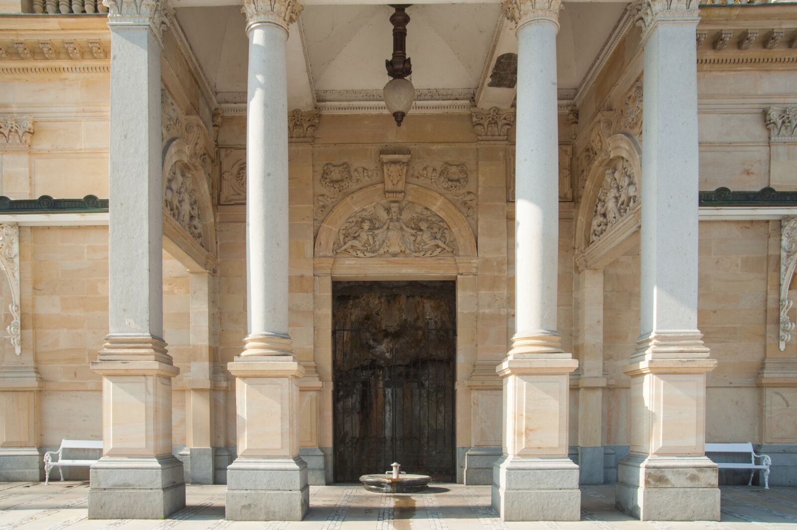 Nikon D700 sample photo. Mill colonnade, karlovy vary photography