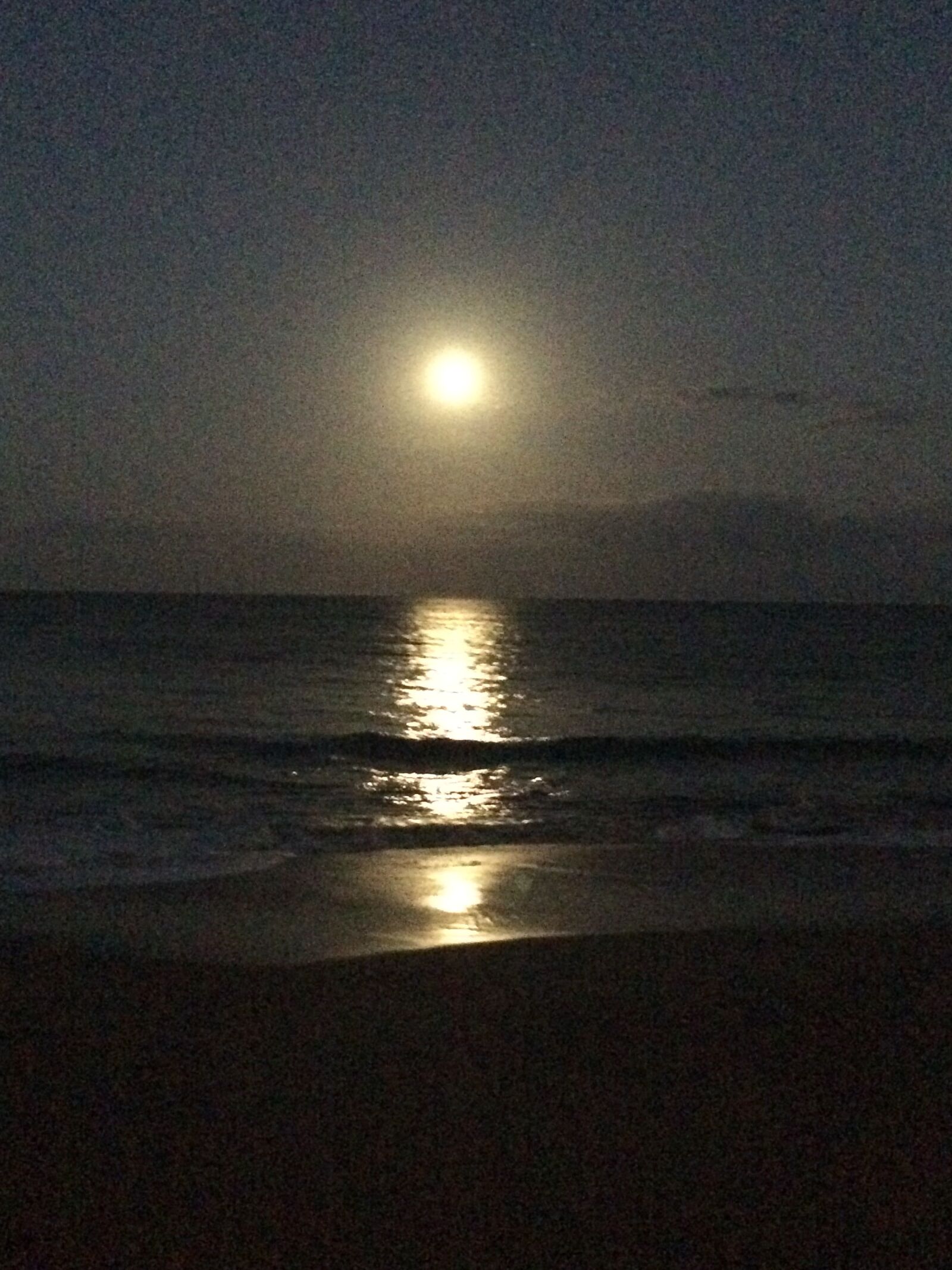Apple iPhone 5s sample photo. Moonlight, ocean, evening photography