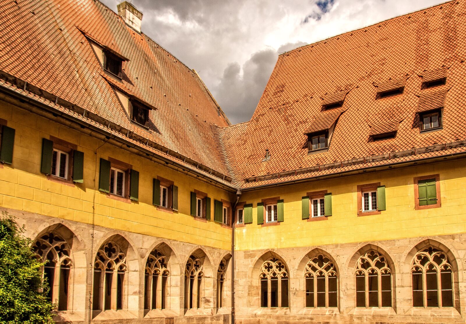 Canon EOS 700D (EOS Rebel T5i / EOS Kiss X7i) sample photo. Monastery, klosterhof, historically photography