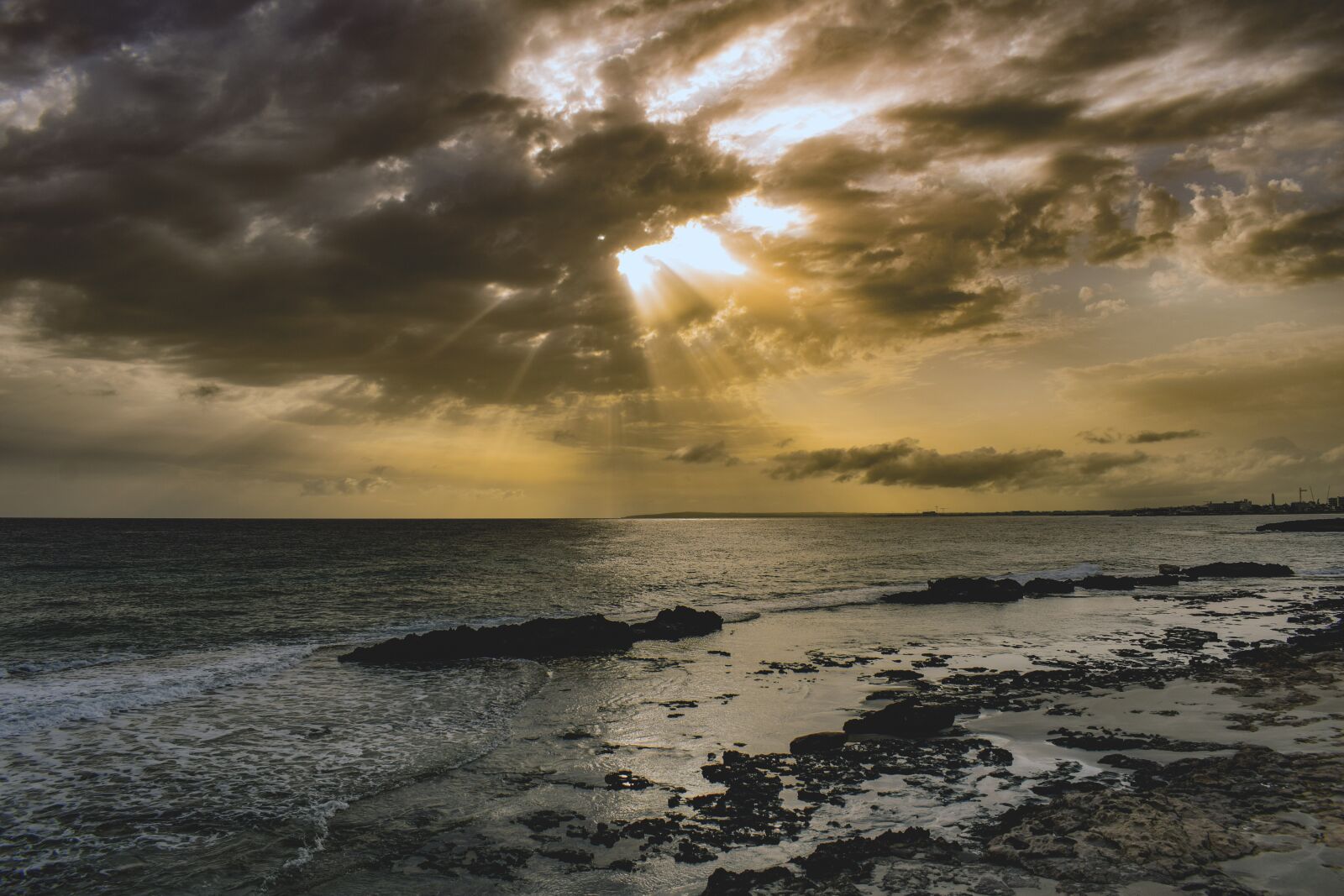 Nikon D3300 sample photo. Beach, sky, clouds photography
