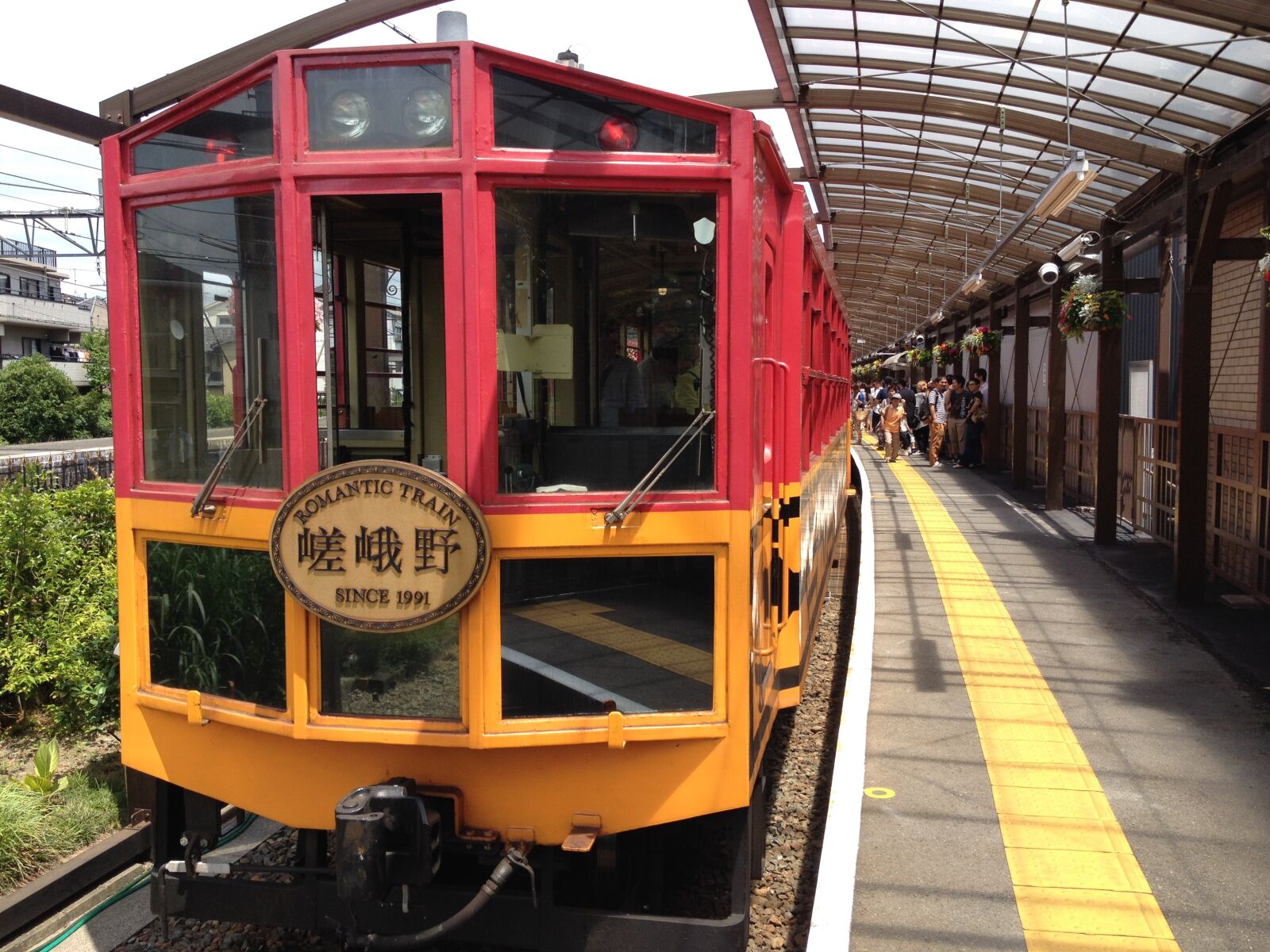 iPhone 4S back camera 4.28mm f/2.4 sample photo. Trolley train, sagano, kyoto photography